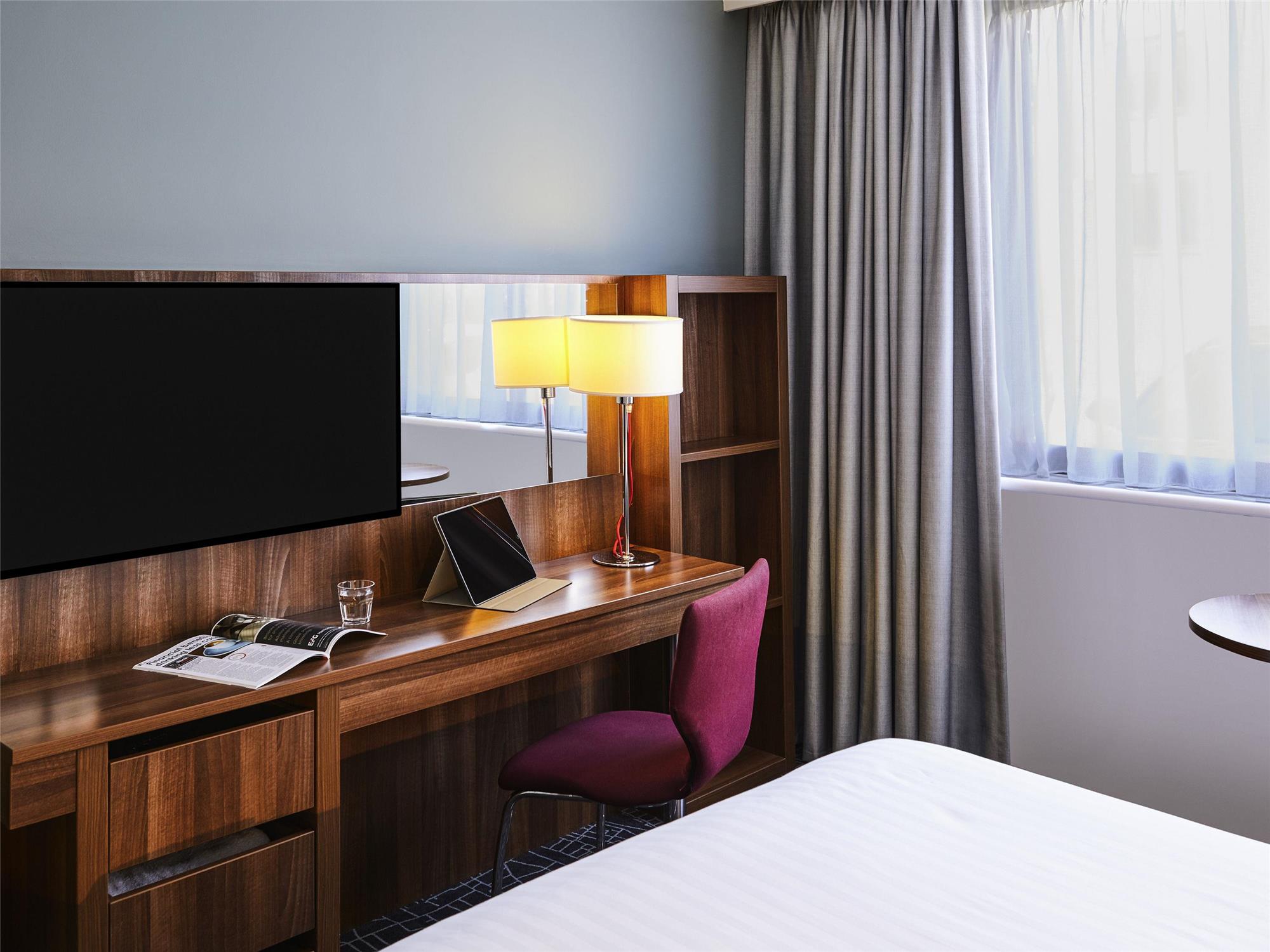 Mercure Telford Centre Hotel 2