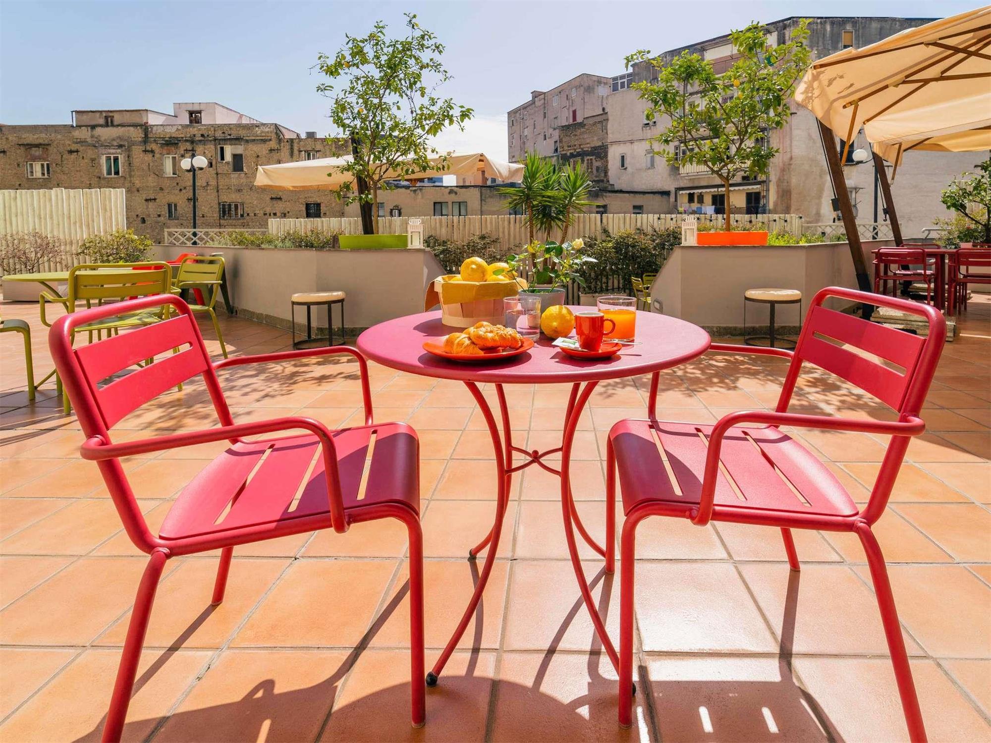 Ibis Styles Napoli Garibaldi 2