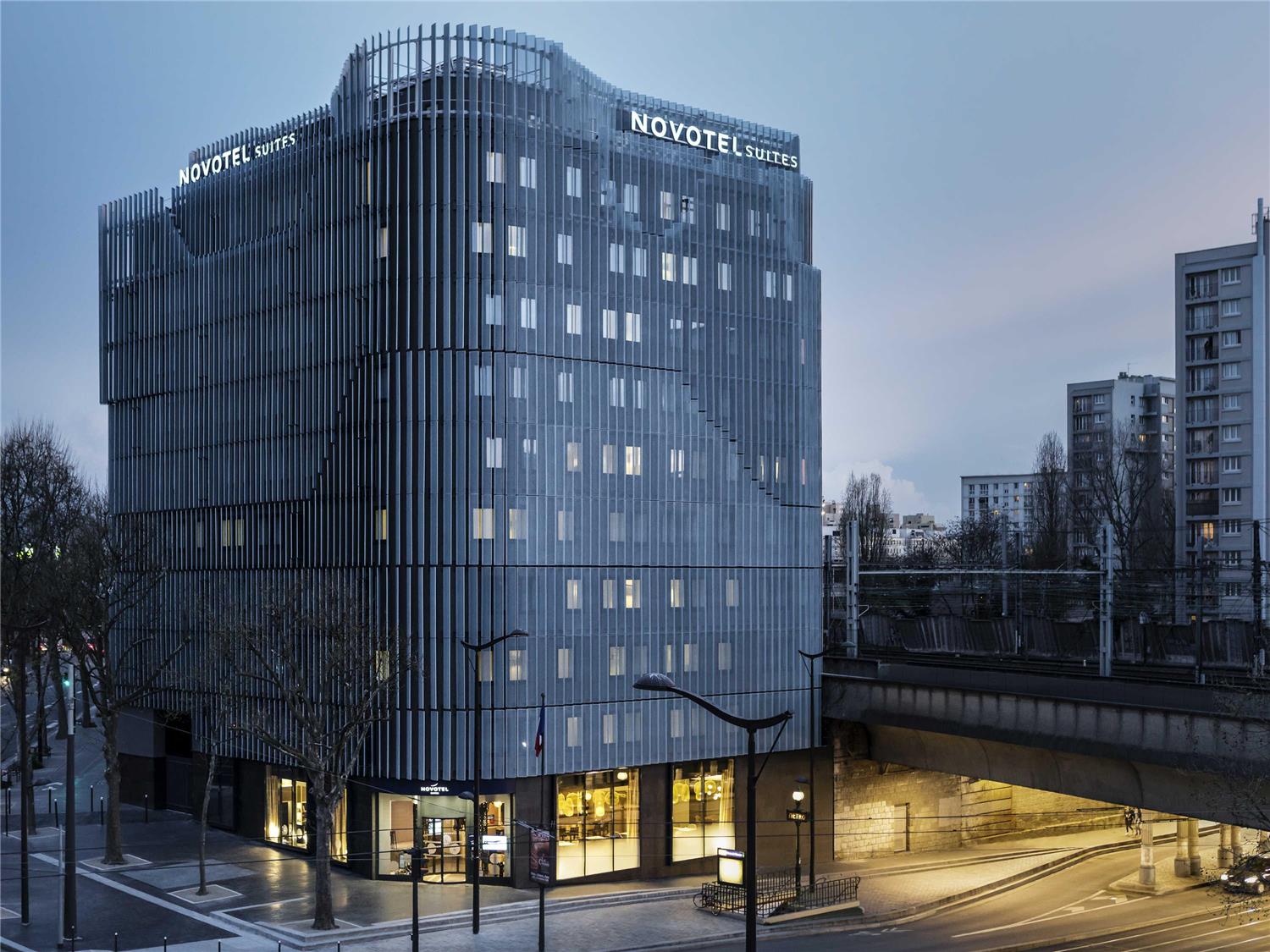 Novotel Suites Paris Expo Porte de Versailles 1