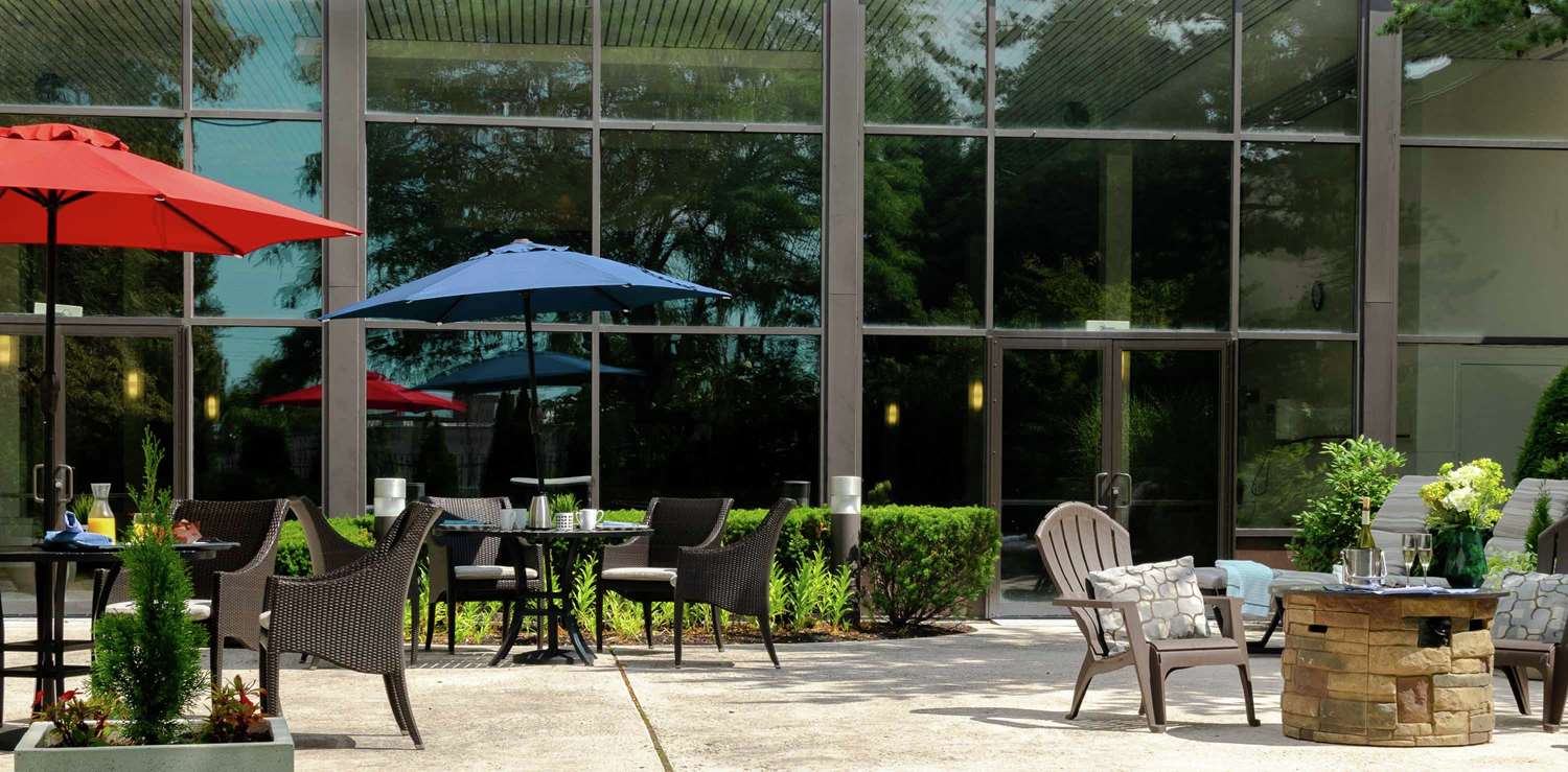 DoubleTree by Hilton Boston - Milford 2