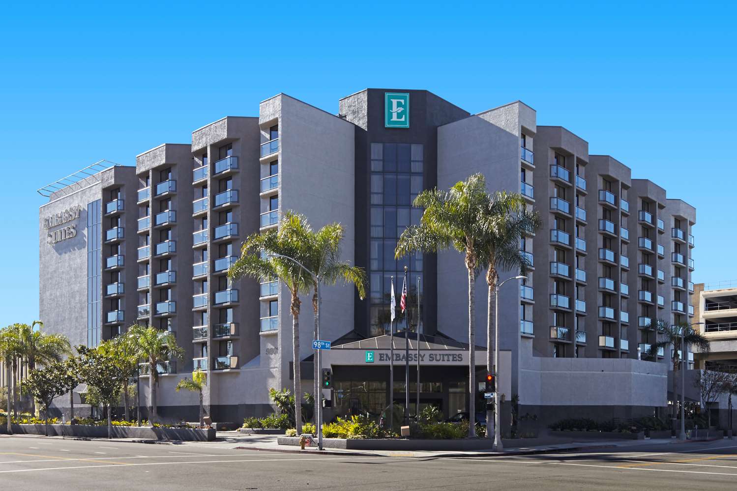 Embassy Suites by Hilton Los Angeles-Intl Airport North 1