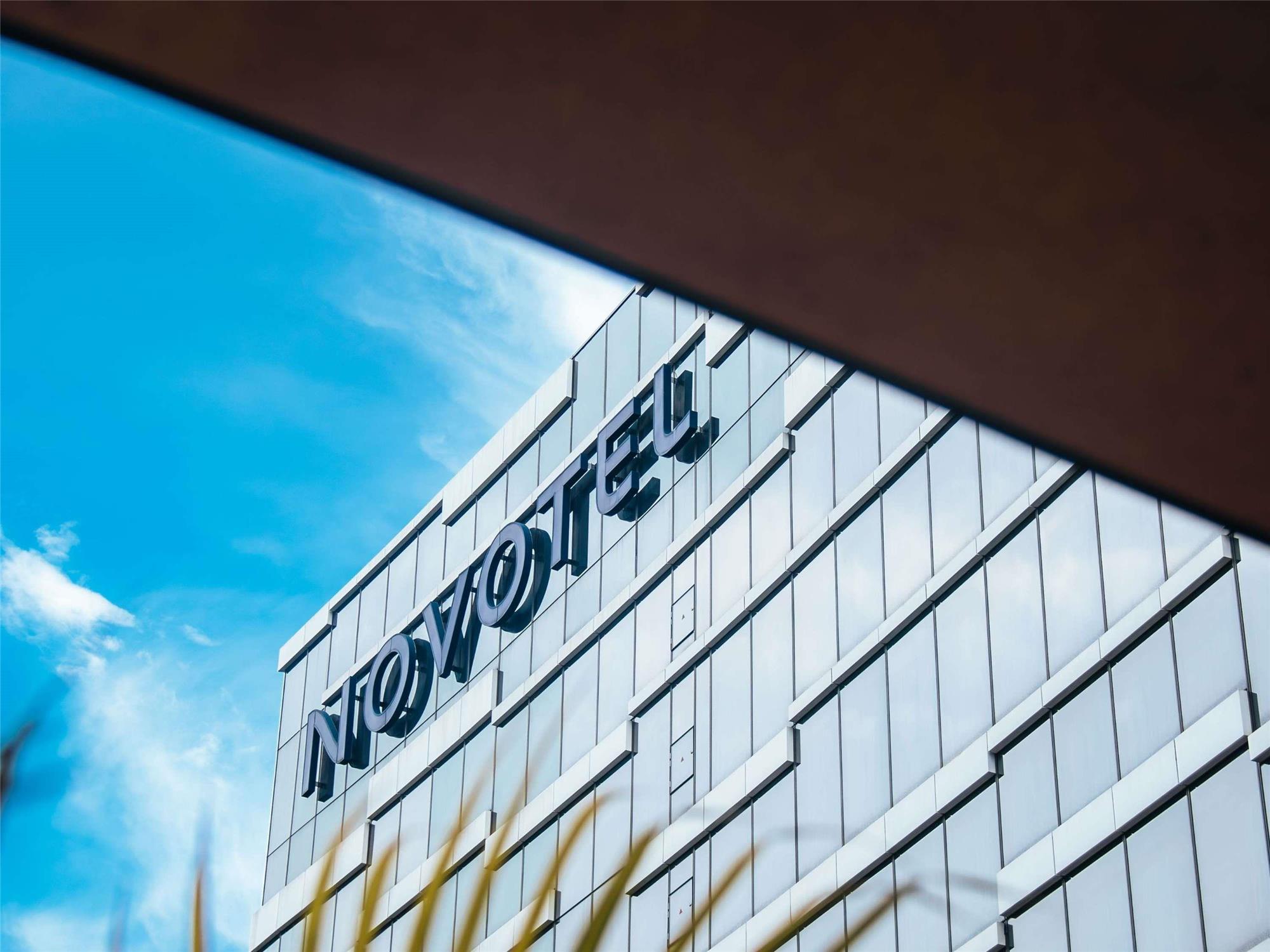 Novotel Singapore On Stevens 2