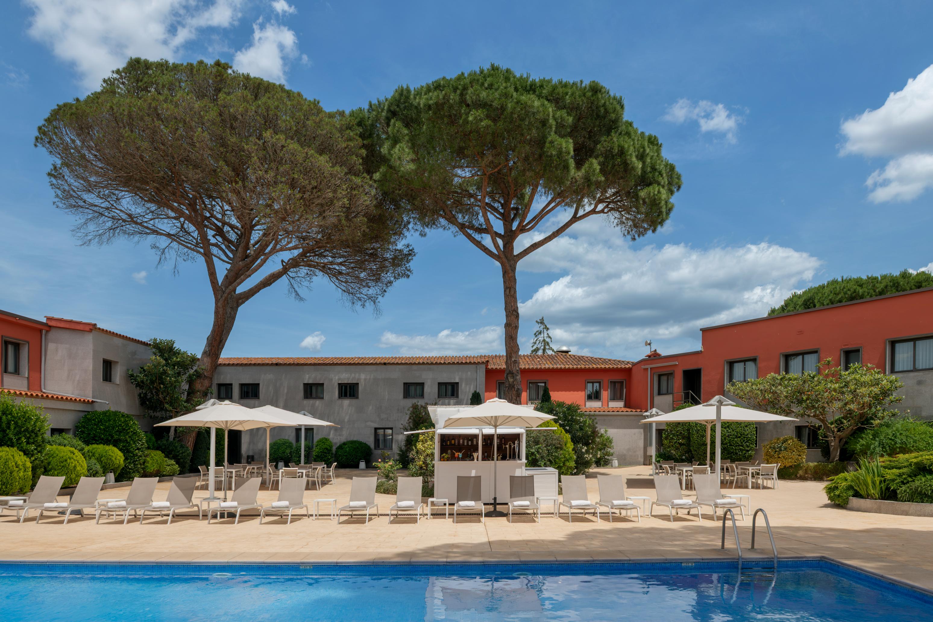 Salles Hotel Aeroport de Girona 1
