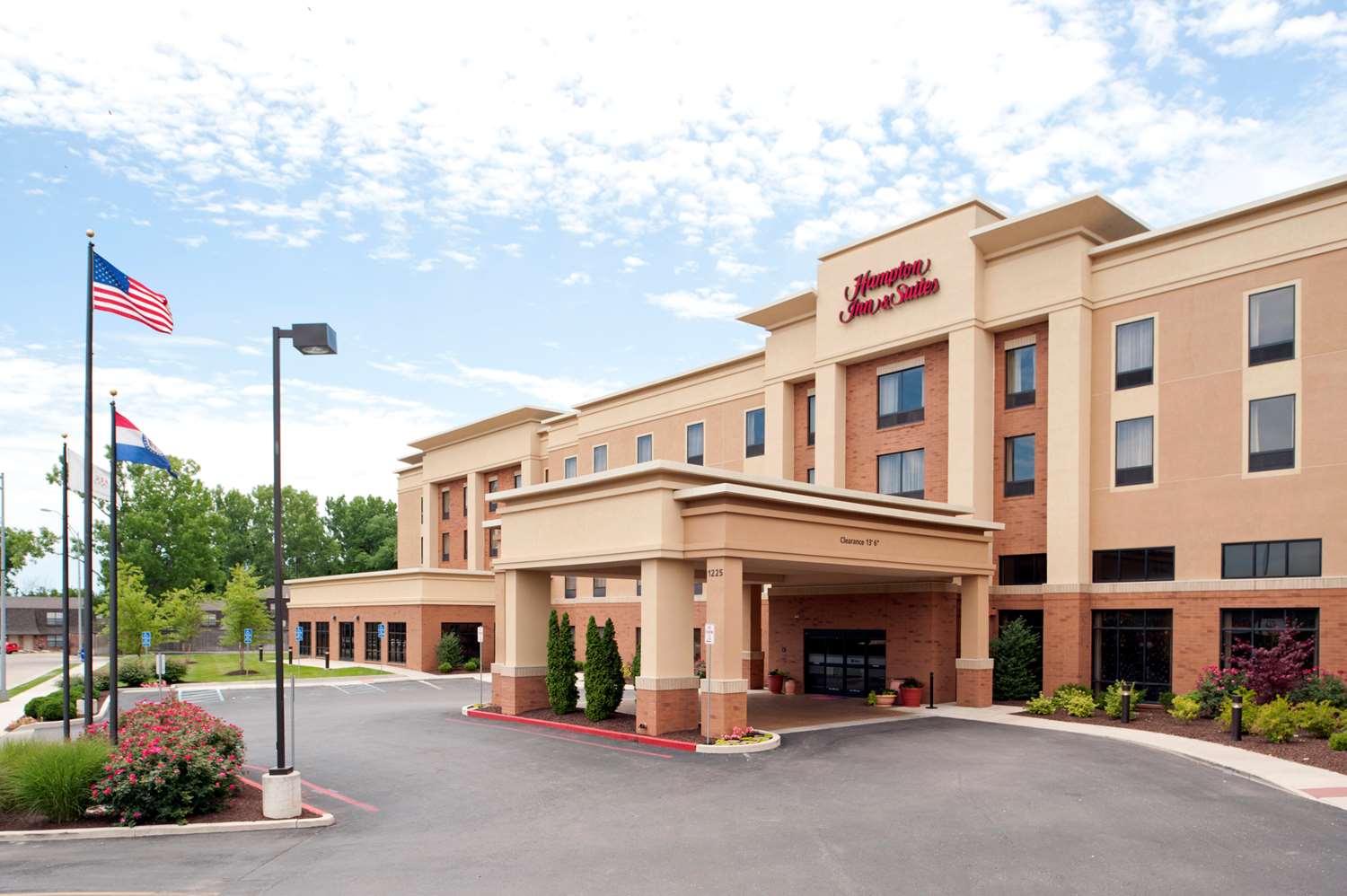 Hampton Inn & Suites Columbia at the University of Missouri 1