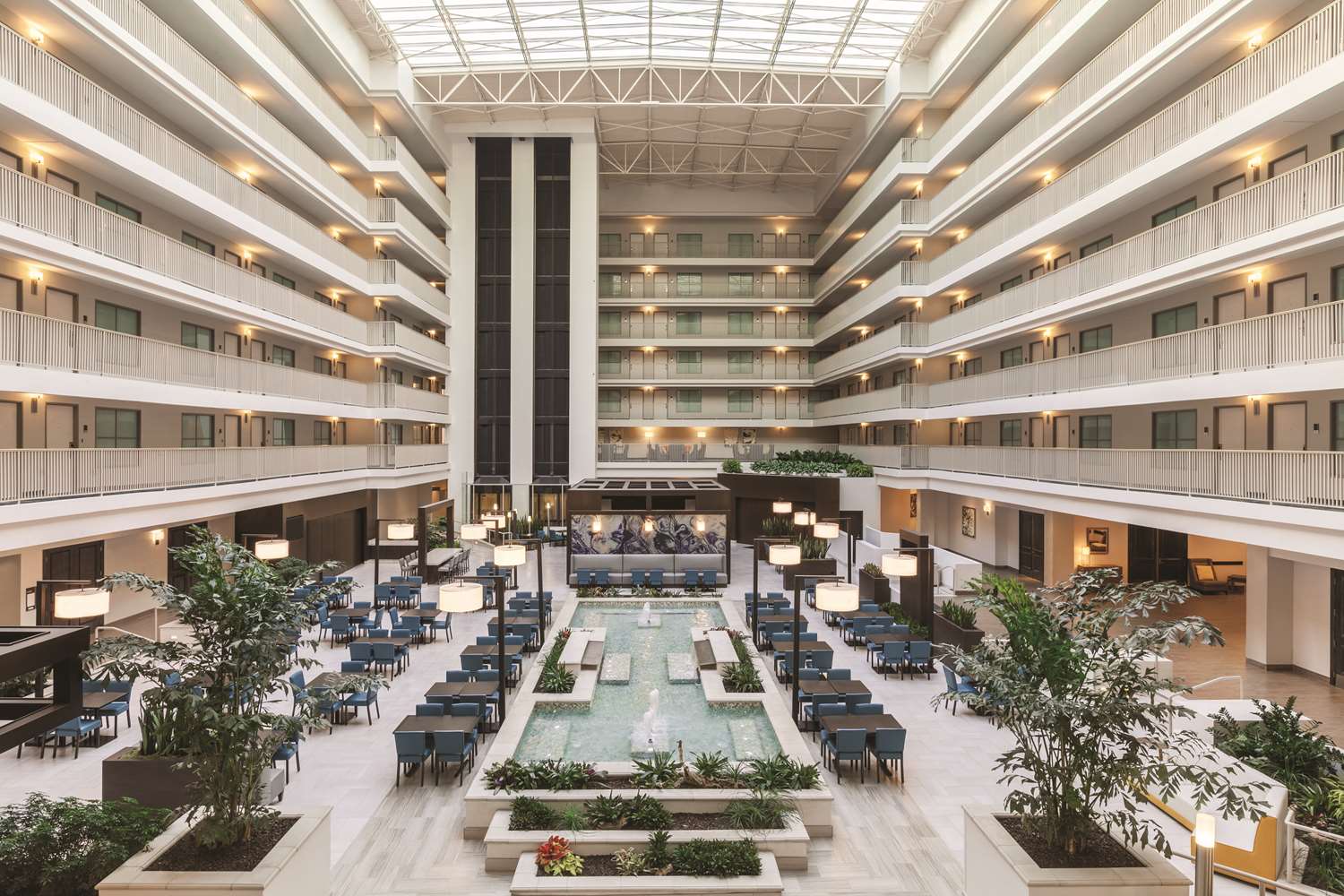 Embassy Suites by Hilton Brea-North Orange County 2