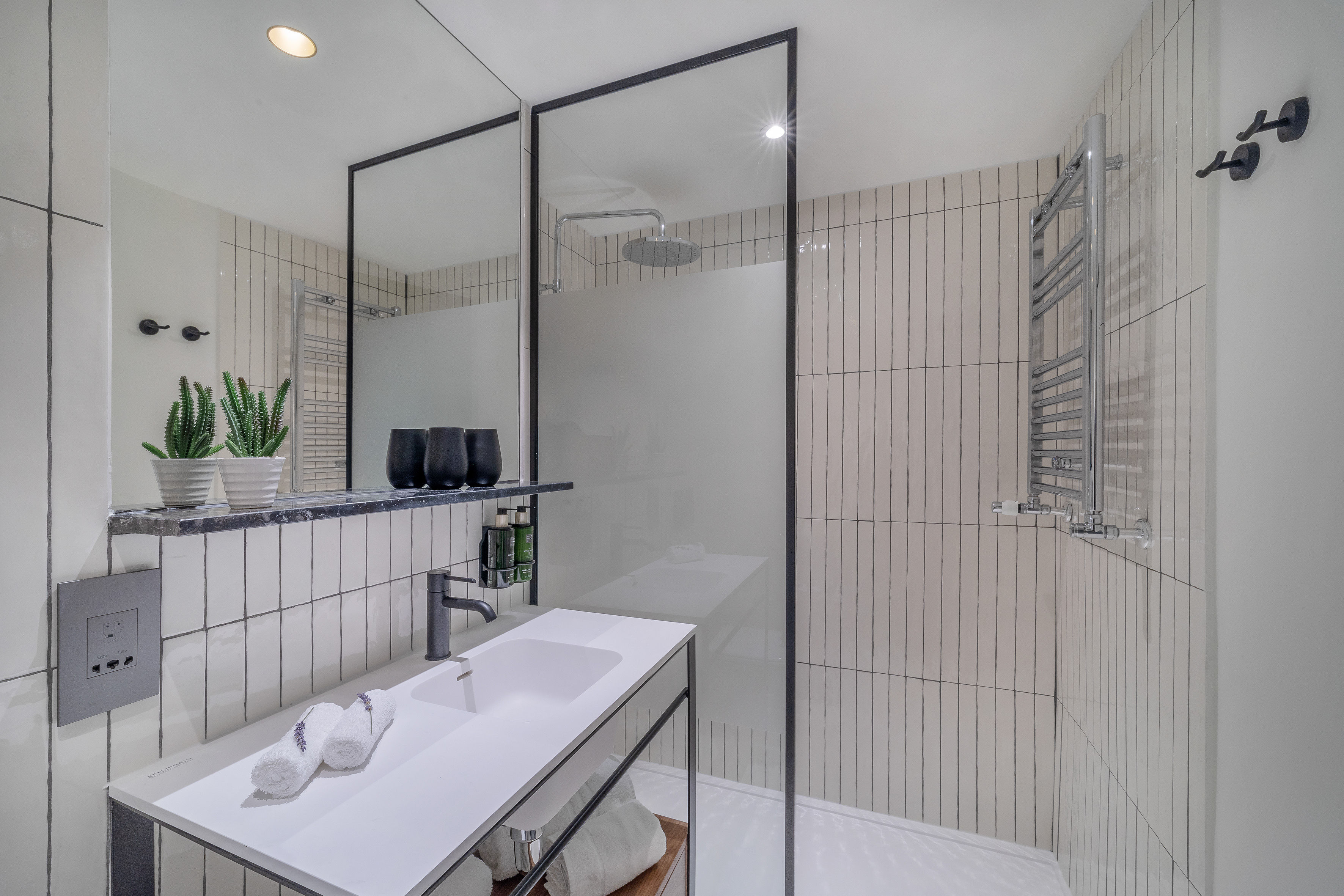 Deluxe Connected Room