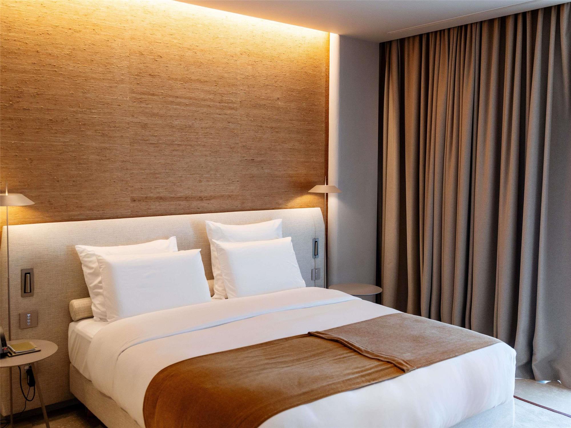 Green Coast Hotel MGallery Collection 1