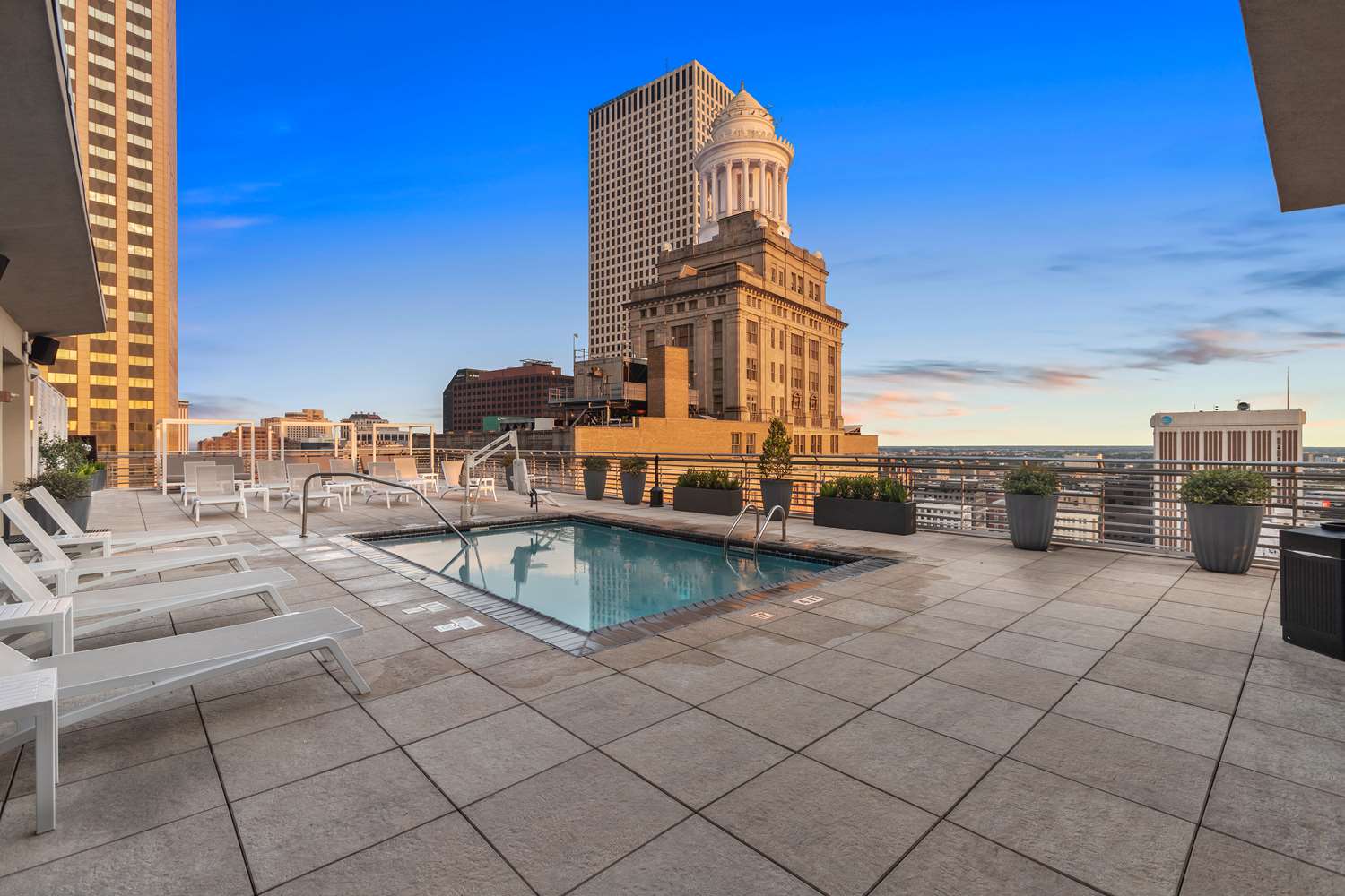 Hilton Garden Inn New Orleans French Quarter/CBD 1