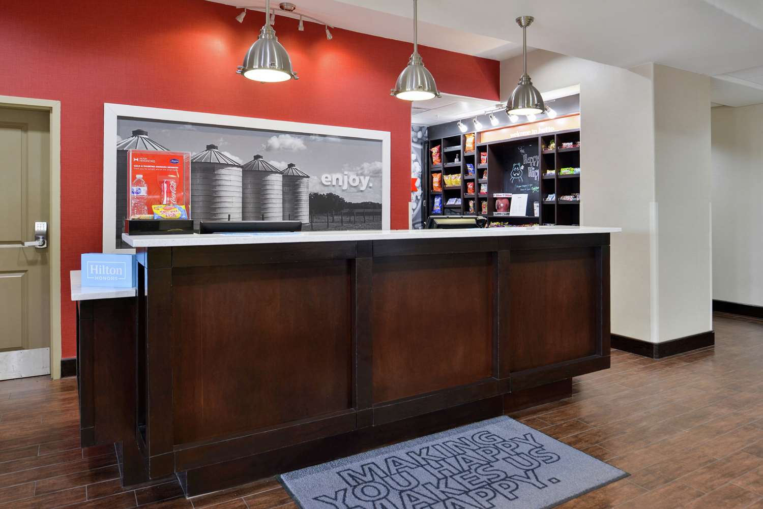 Hampton Inn and Suites Hutto 2