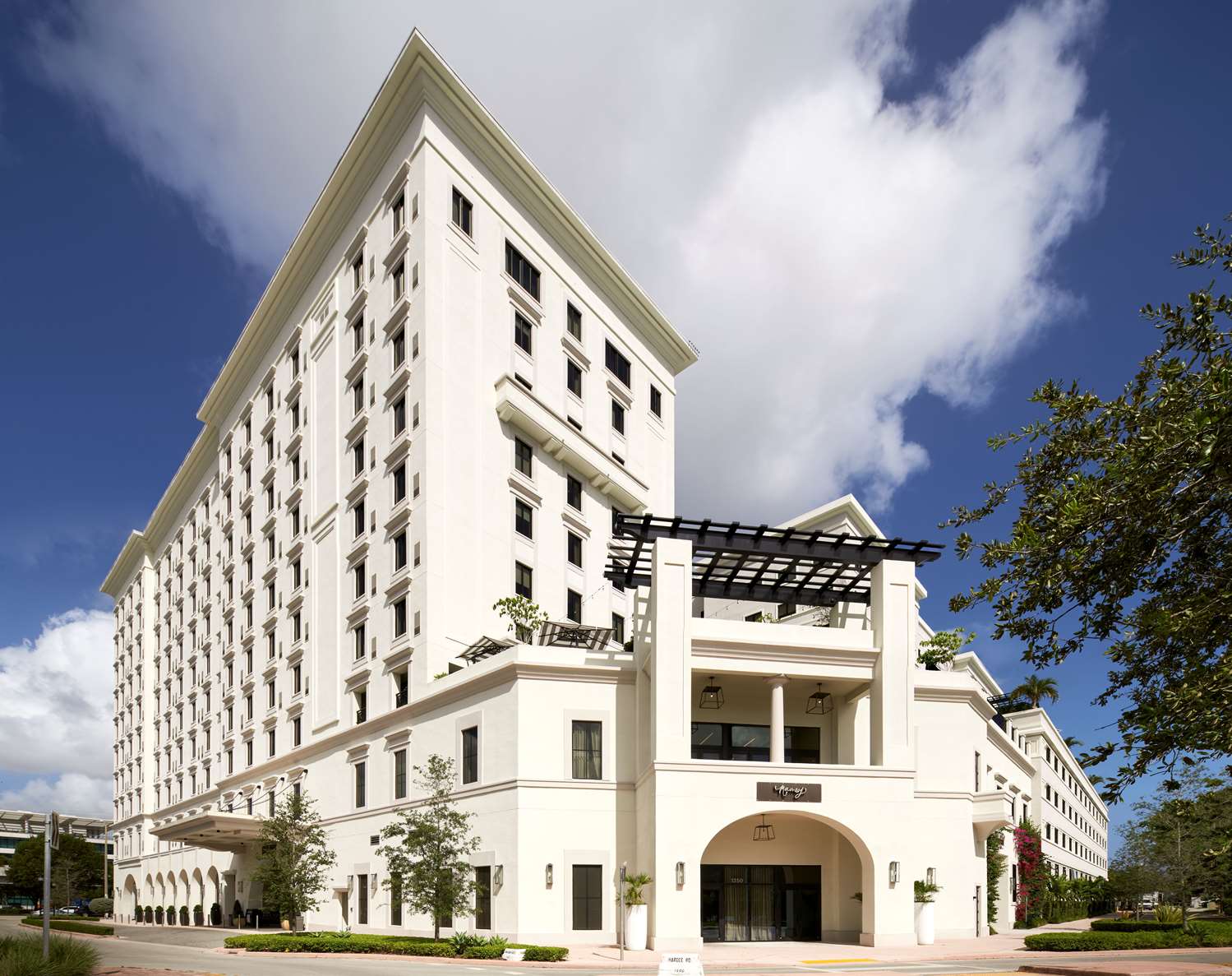 THesis Hotel Miami Coral Gables, Curio Collection by Hilton 1