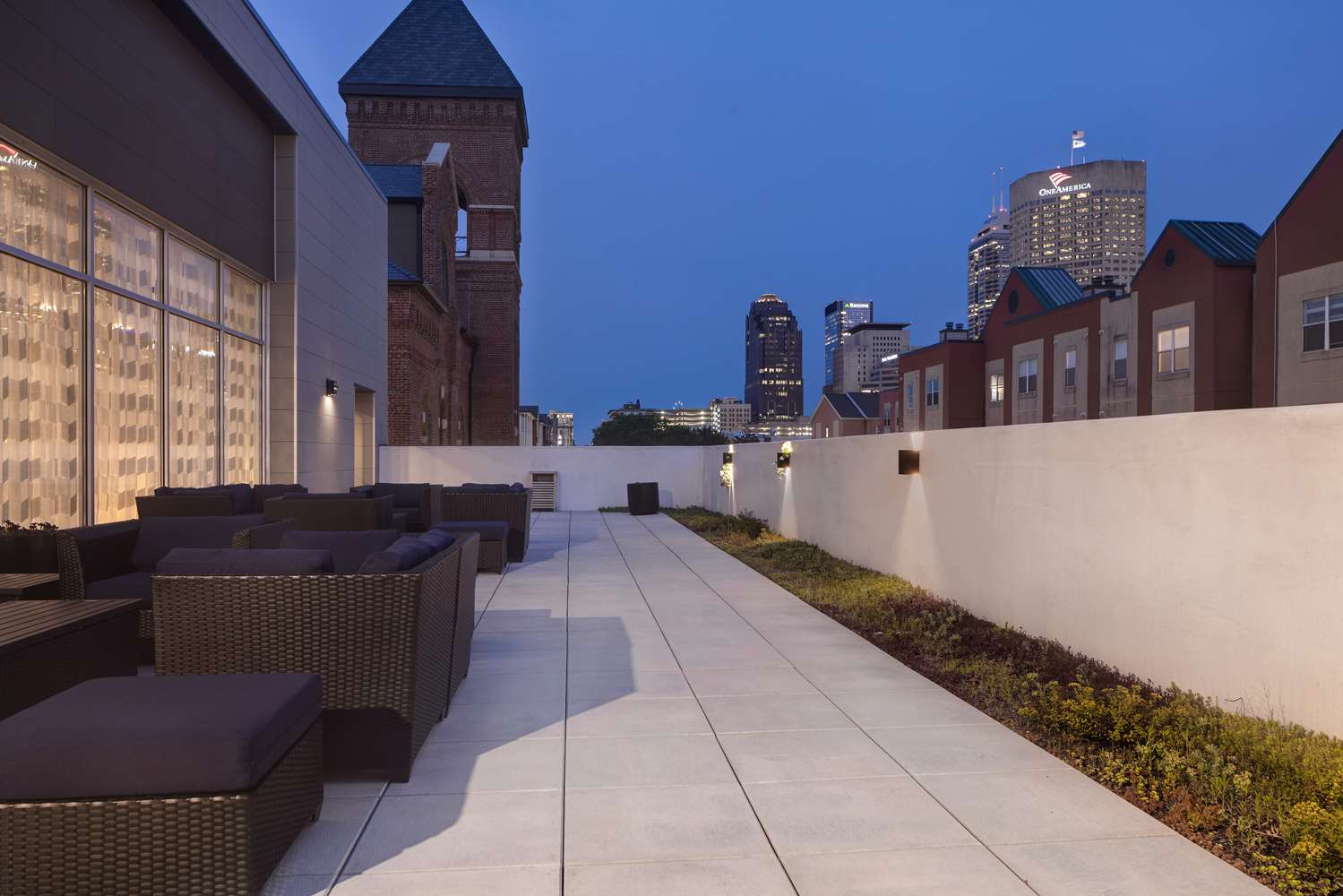 Homewood Suites by Hilton Indianapolis Downtown IUPUI 2