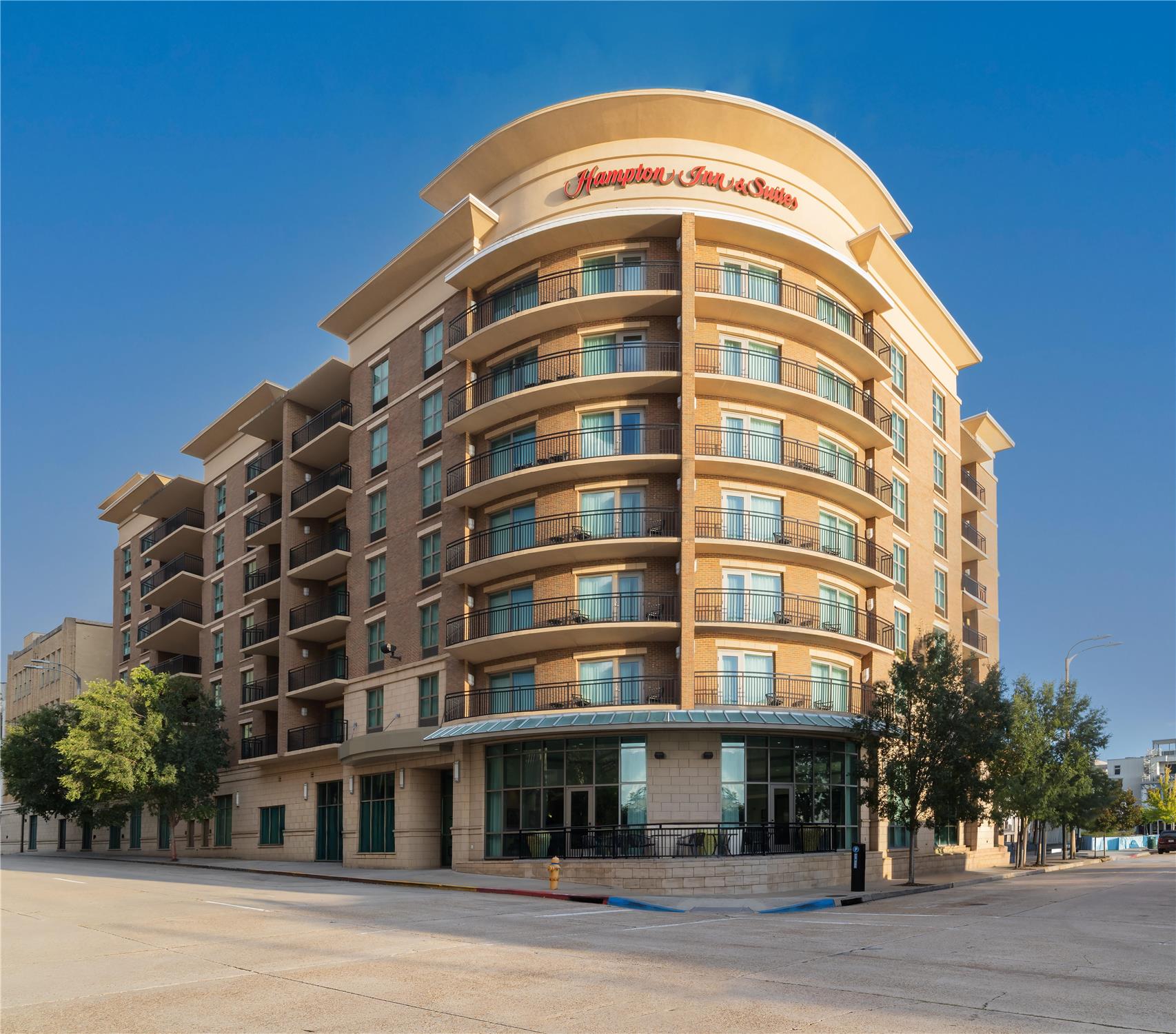 Hampton Inn & Suites Baton Rouge Downtown 1