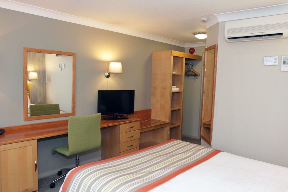 Holiday Inn A55 CHESTER WEST by IHG 2