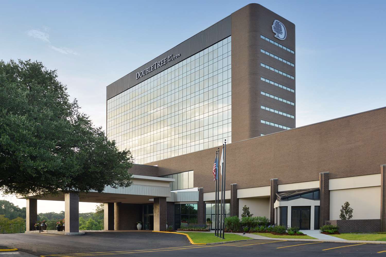 DoubleTree by Hilton Lafayette 1