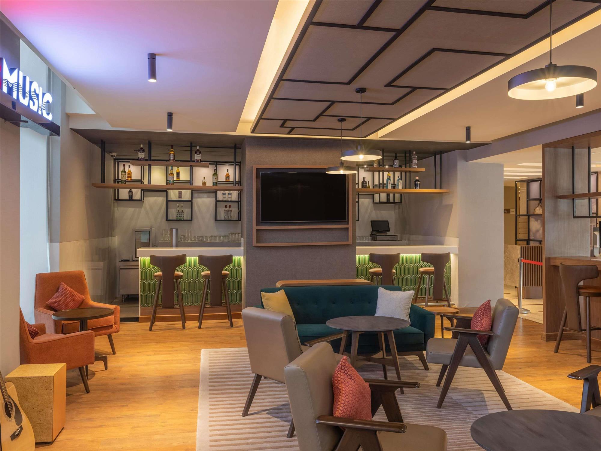 ibis Mumbai Airport - An Accor Brand 2