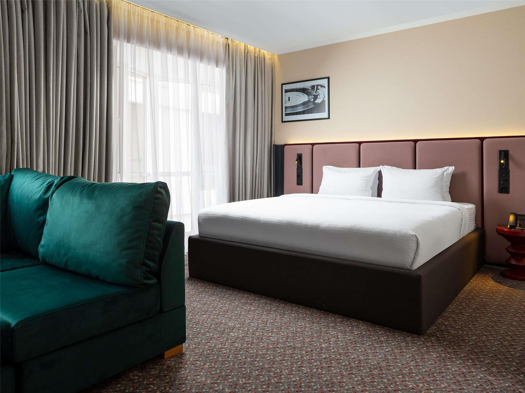 Mercure Chisinau Center Jazz Hotel 1