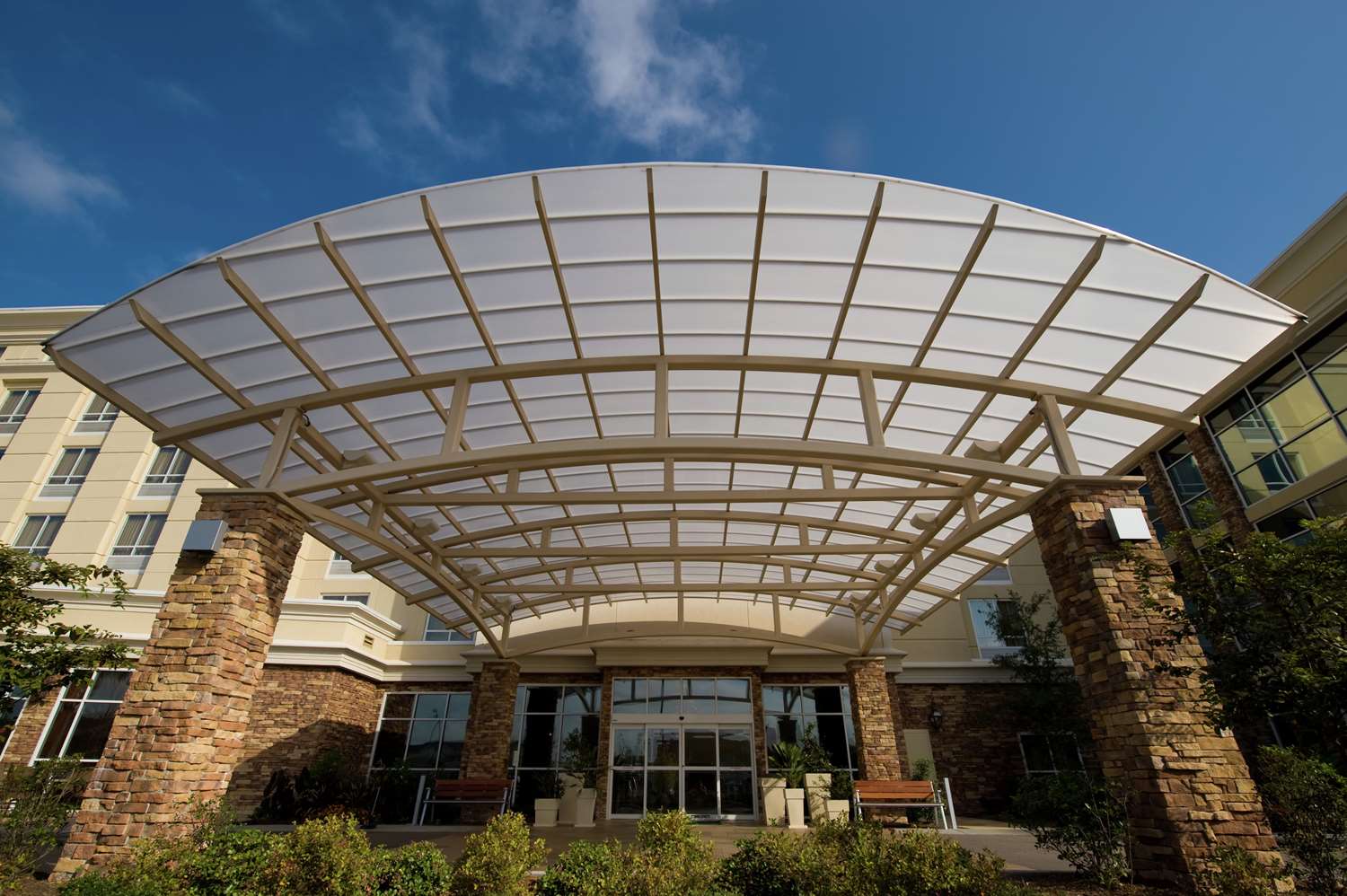 DoubleTree by Hilton North Charleston - Convention Center 2