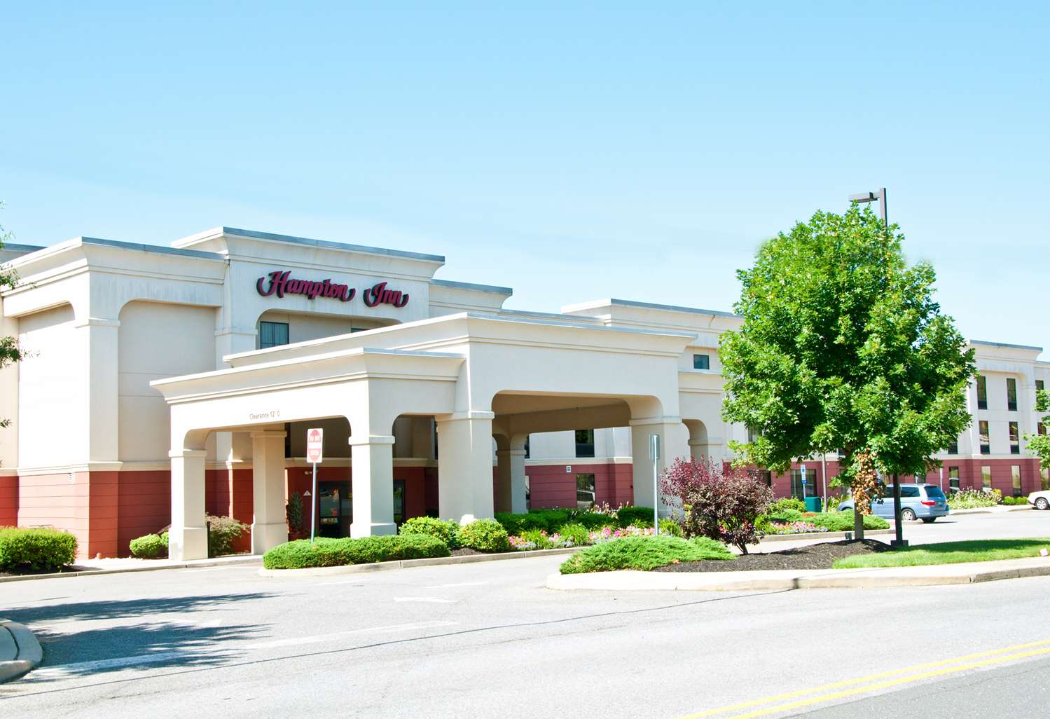 Hampton Inn East Windsor 2
