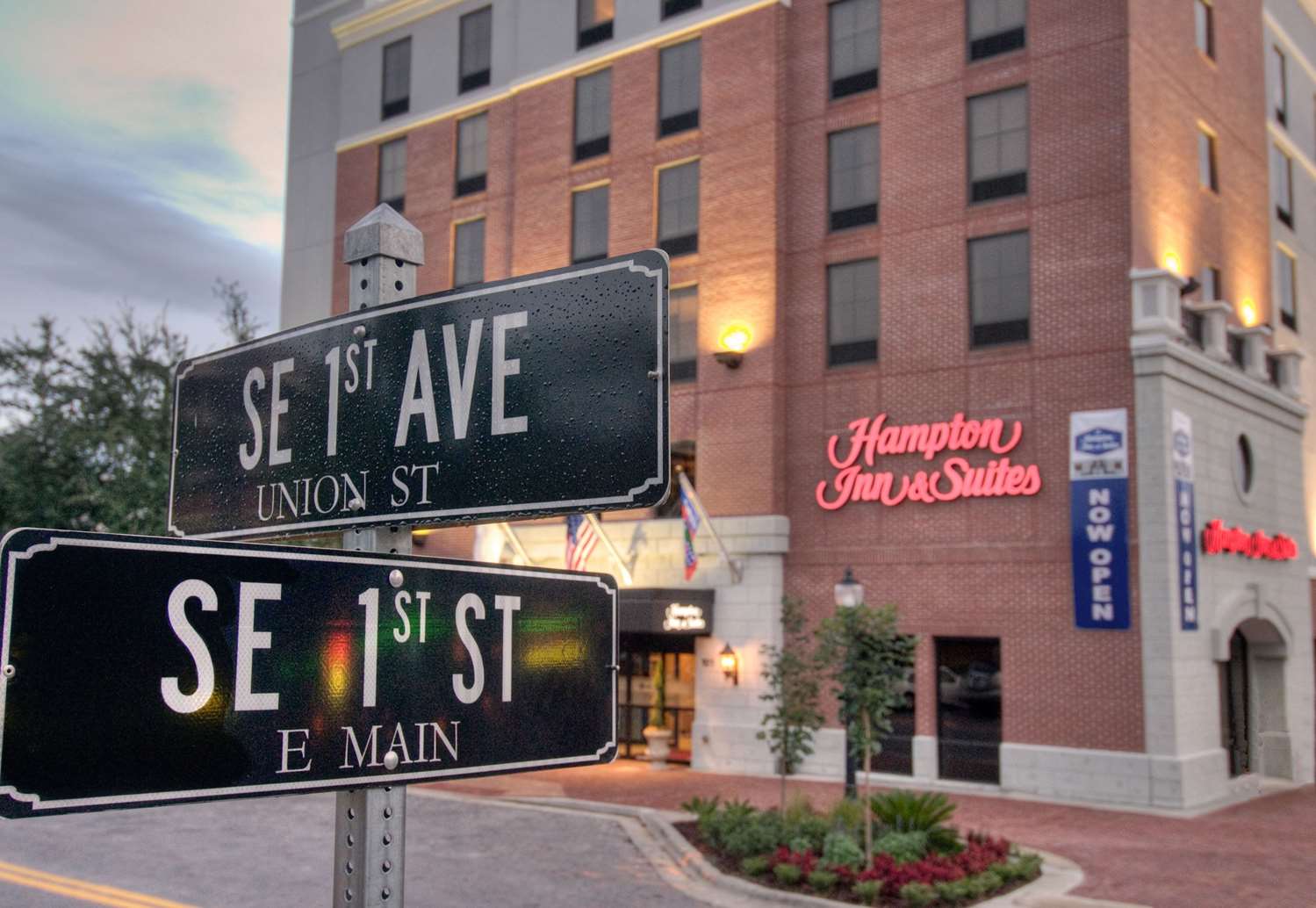 Hampton Inn & Suites Gainesville-Downtown 2