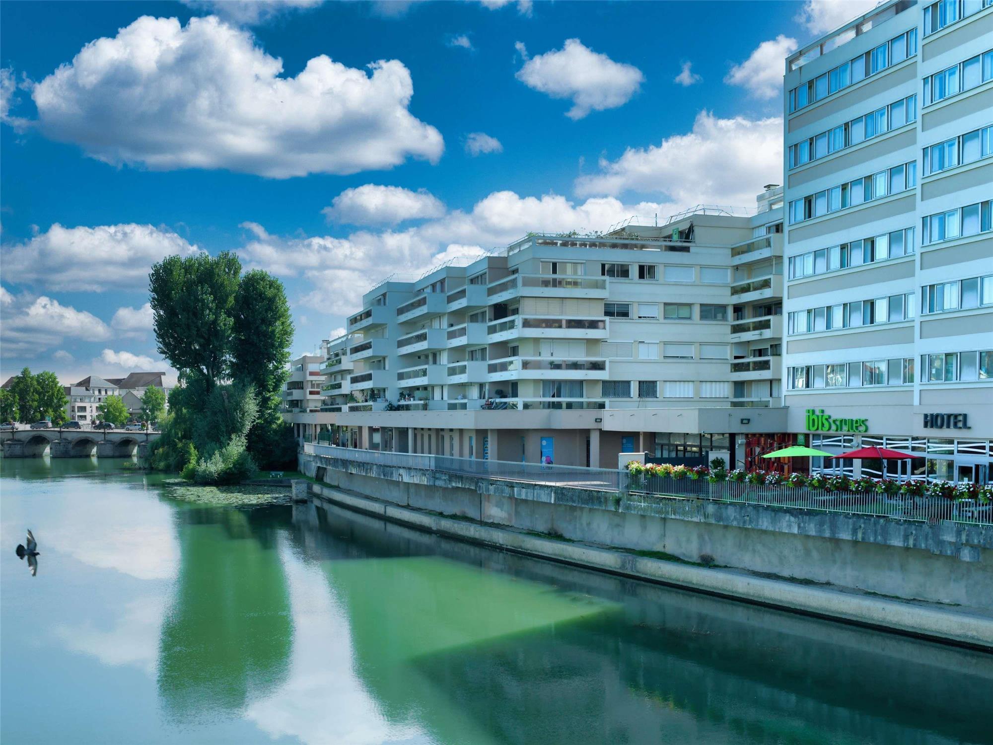 ibis Styles Meaux Centre 1