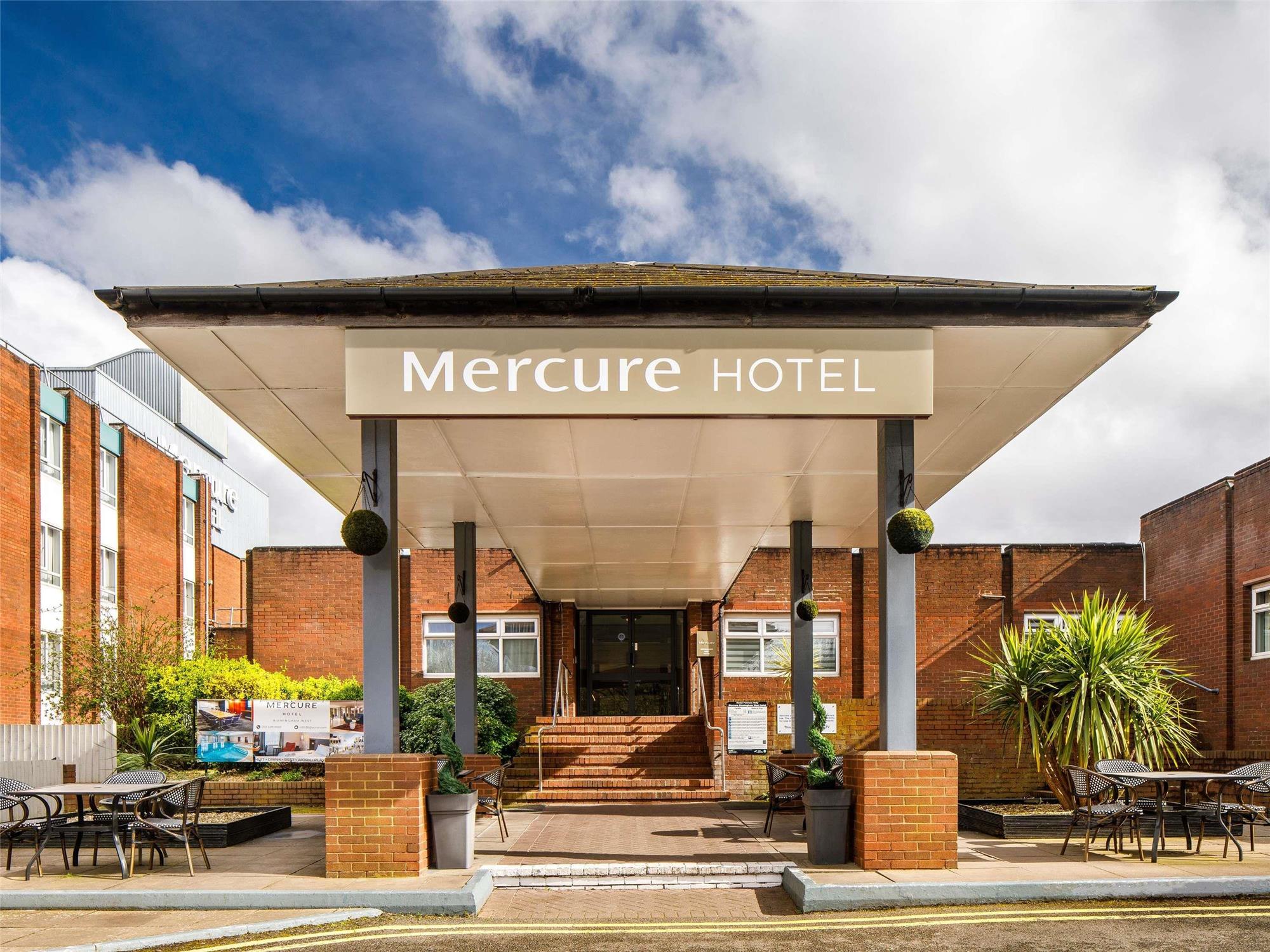 Mercure Birmingham West Hotel 1
