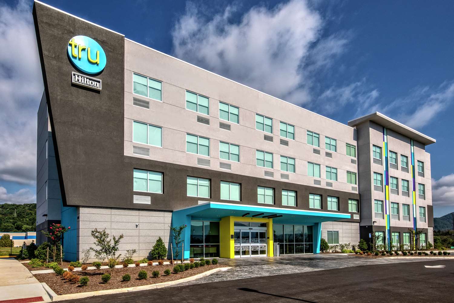 Tru By Hilton Roanoke Hollins 1