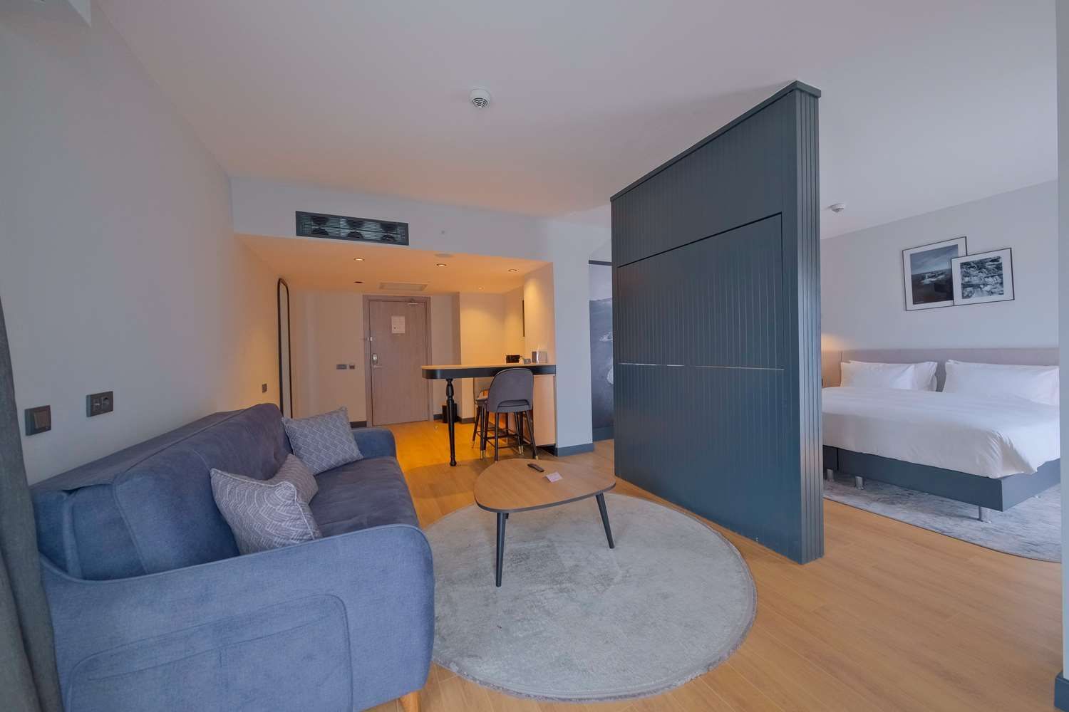 Junior Suite with Partial Sea View and Terrace