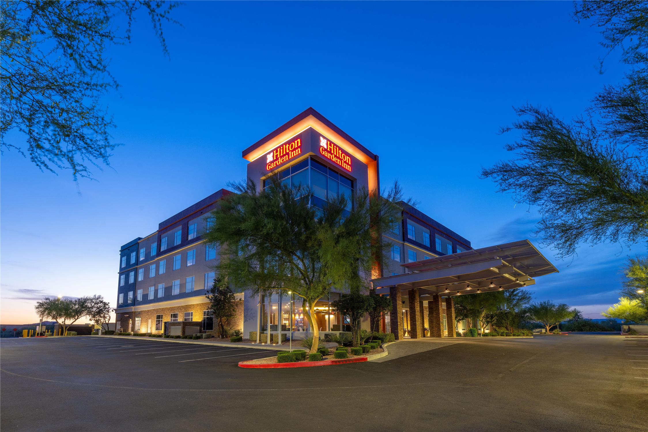 Hilton Garden Inn North Phoenix Scottsdale 2