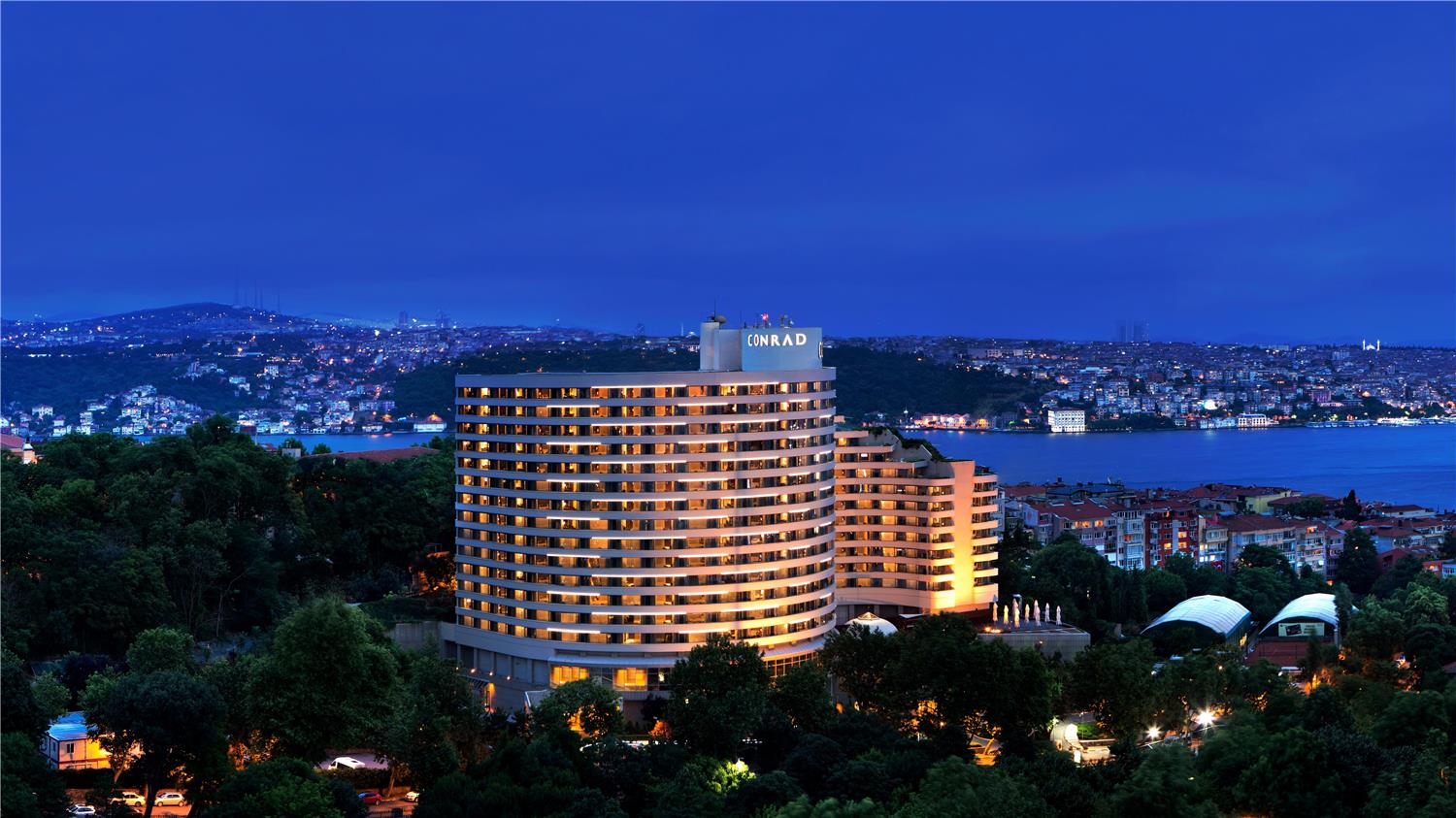 Conrad Istanbul Bosphorus 1