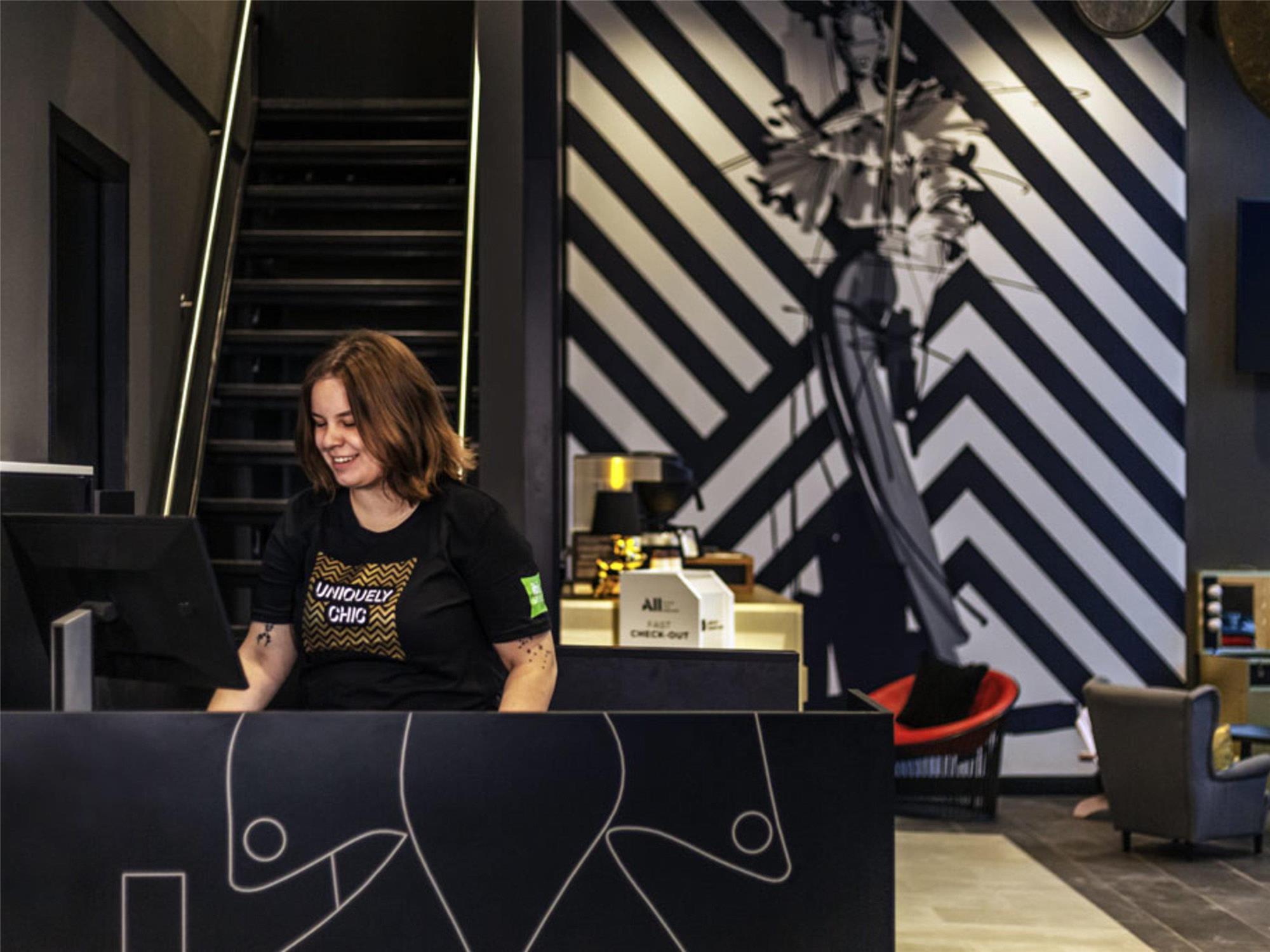 ibis Styles Arnhem Centre 2
