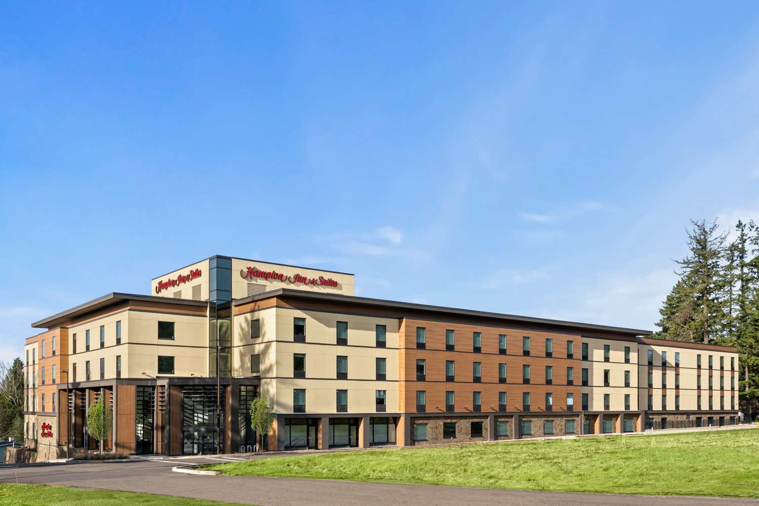 Hampton Inn & Suites Tigard 1