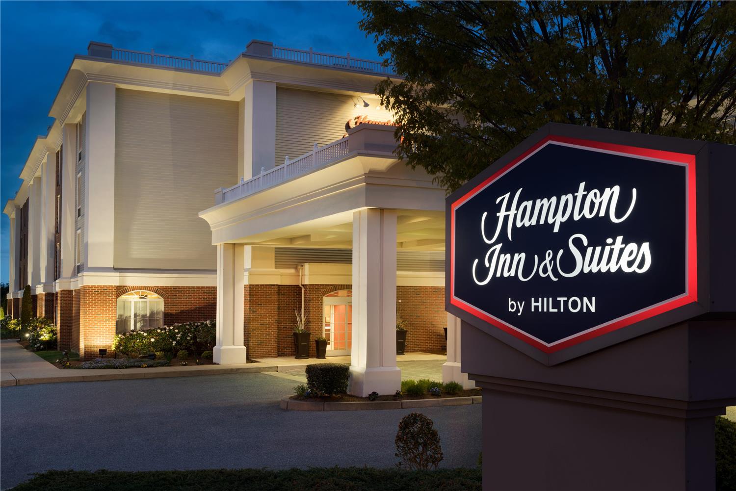 Hampton Inn & Suites Middletown 2