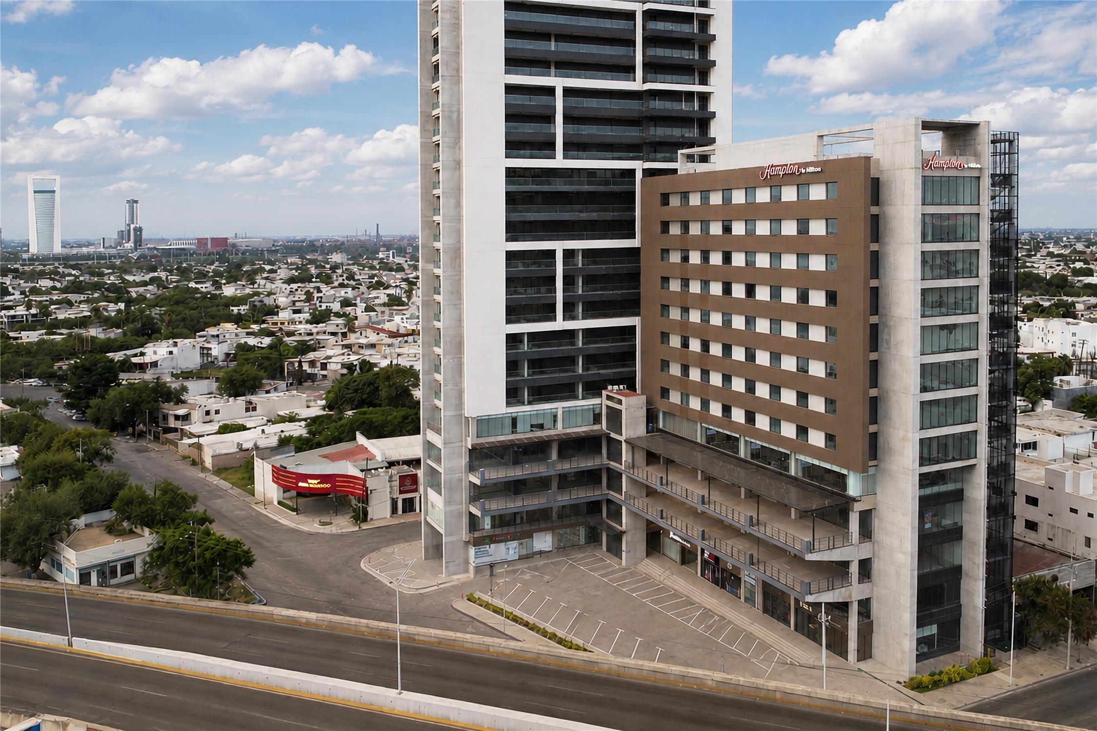Hampton by Hilton Monterrey Tecnológico 1