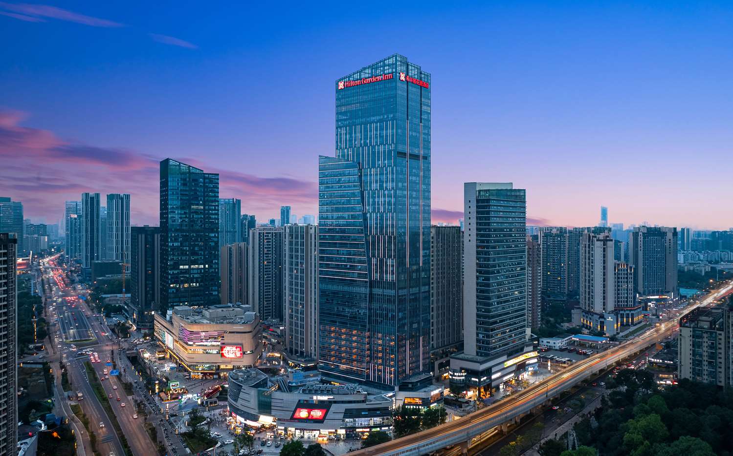 Hilton Garden Inn Chengdu Chenghua 2