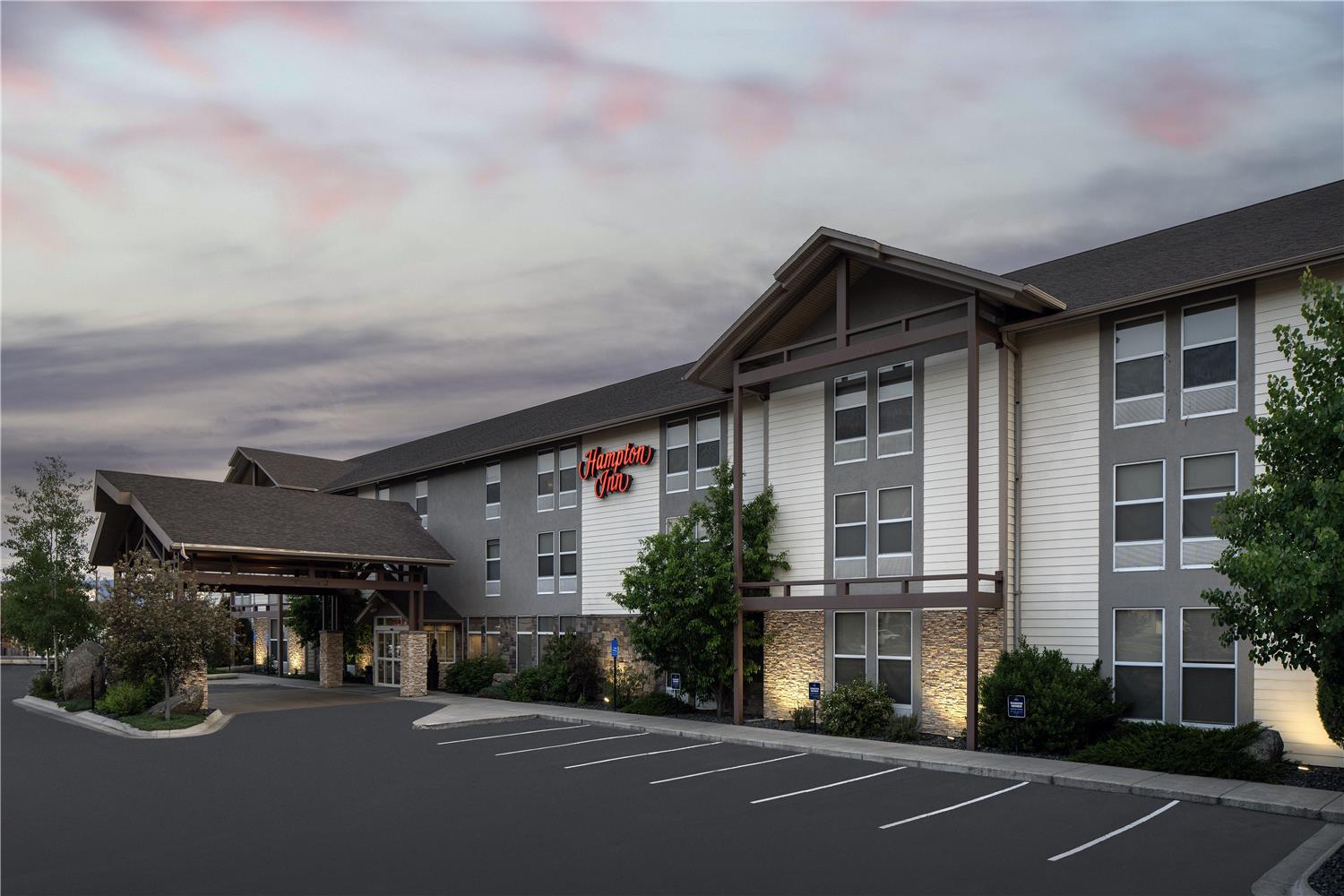 Hampton Inn Butte 2