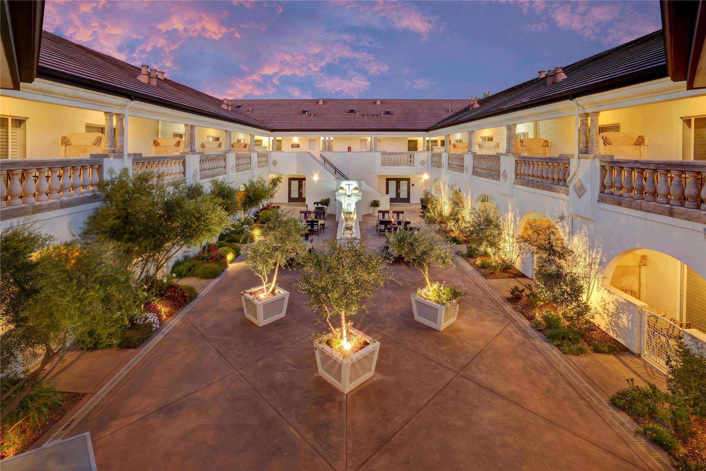 The Lodge at Healdsburg, Tapestry Collection by Hilton 2