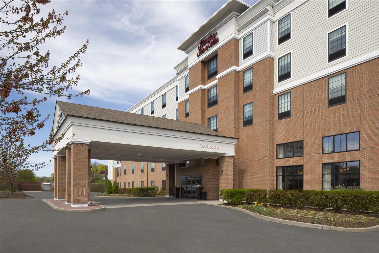 Hampton Inn & Suites Yonkers - Westchester 2