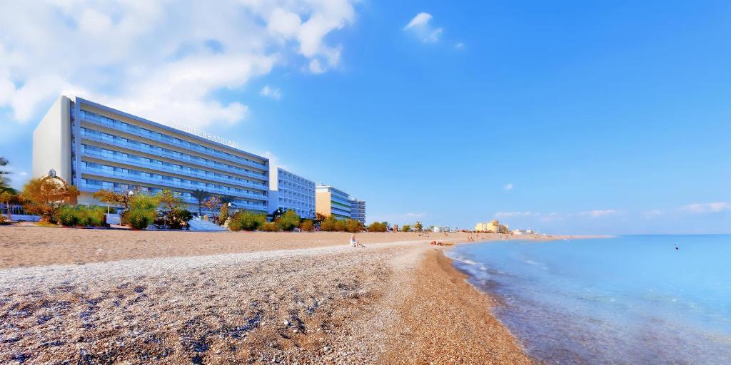 Mediterranean Hotel 2