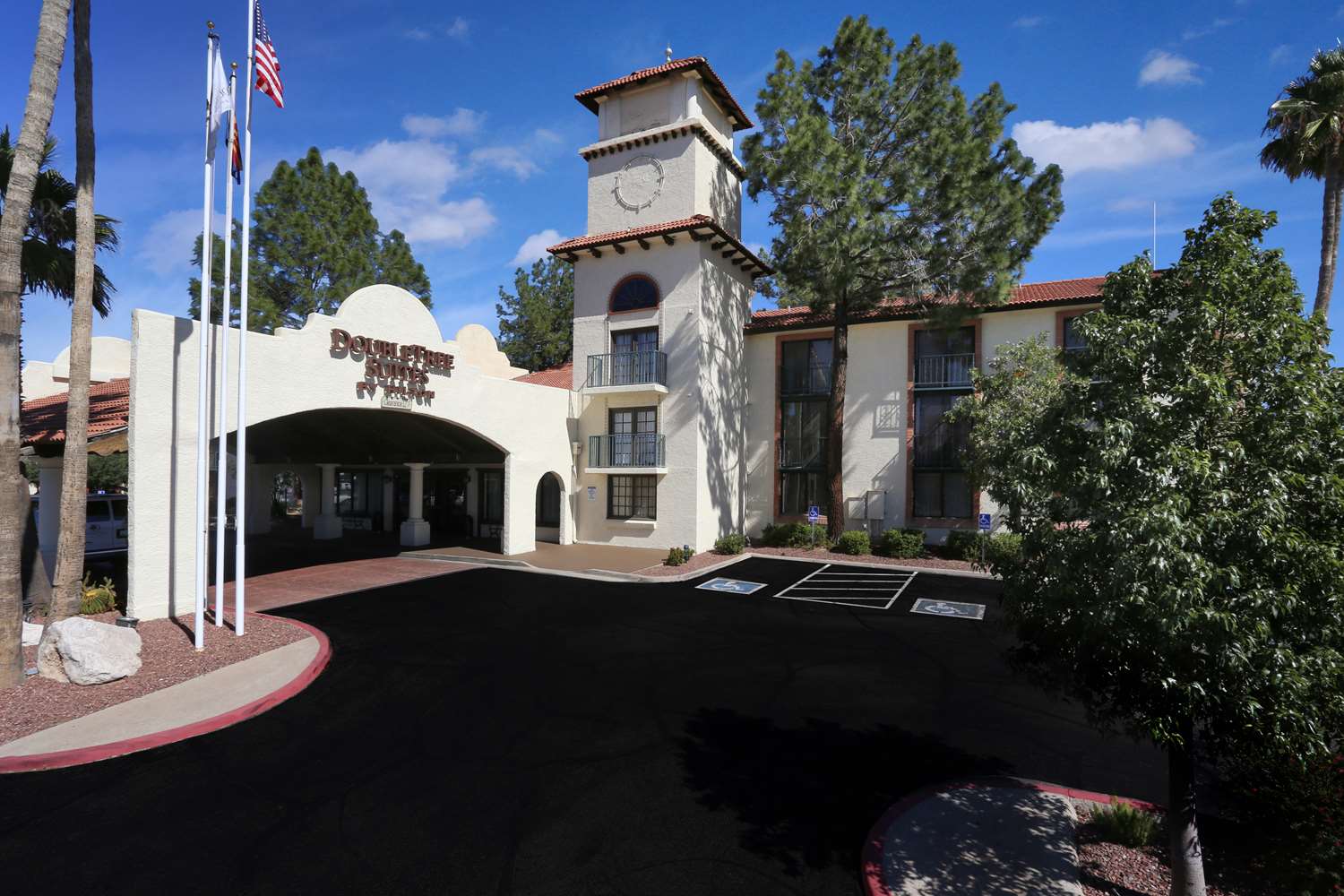 DoubleTree Suites by Hilton Tucson Airport 1