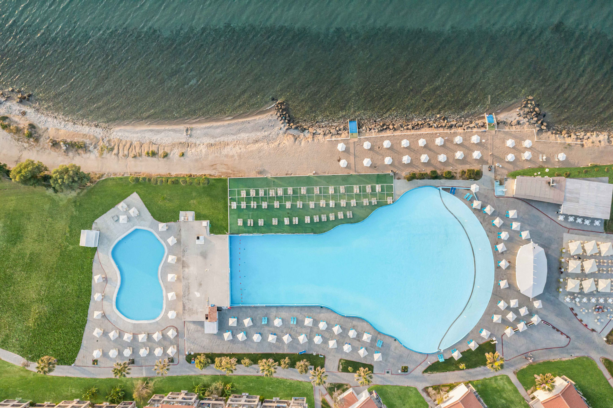 White Olive Marine Aquapark 2