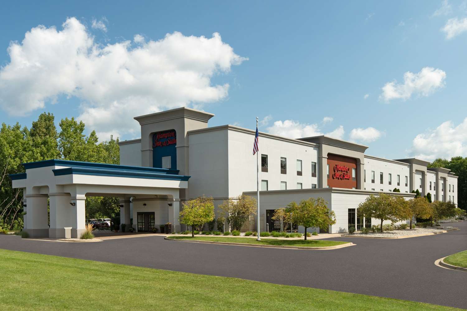 Hampton Inn & Suites Grand Rapids-Airport 28th St 1