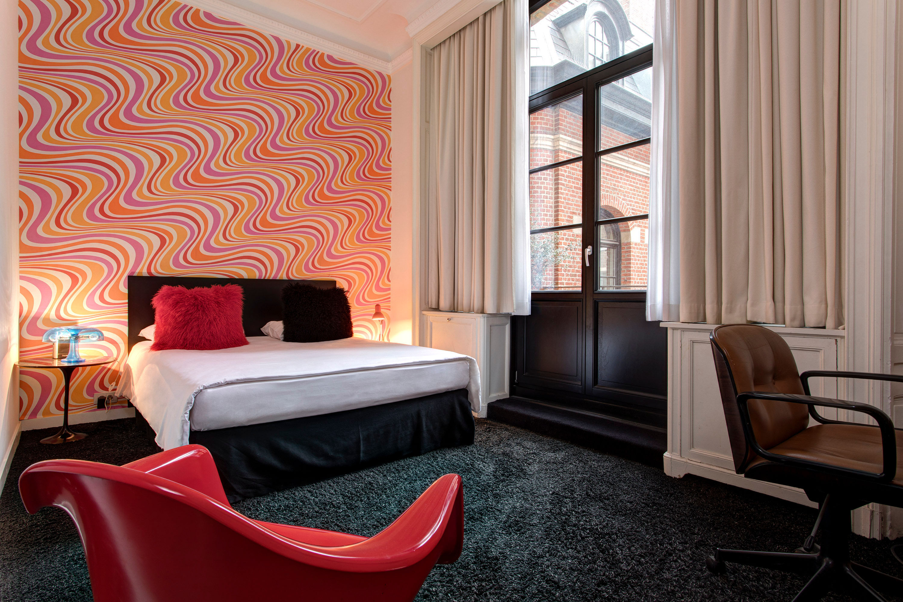 Vintage Hotel Brussels 2