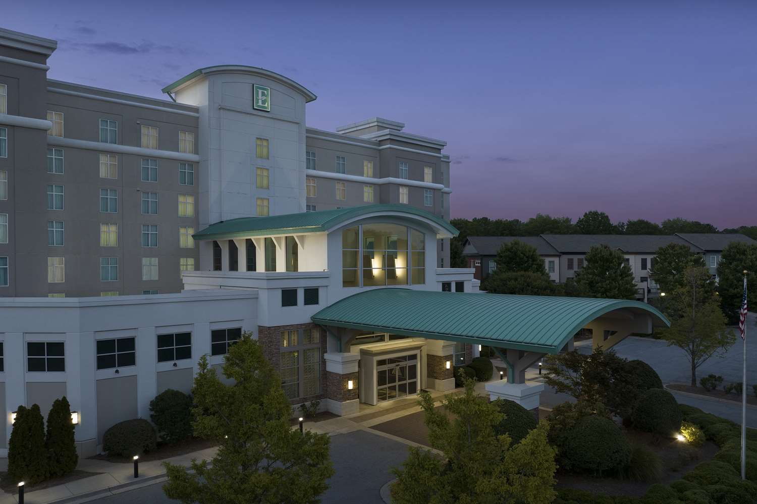 Embassy Suites by Hilton Atlanta Kennesaw Town Center 2