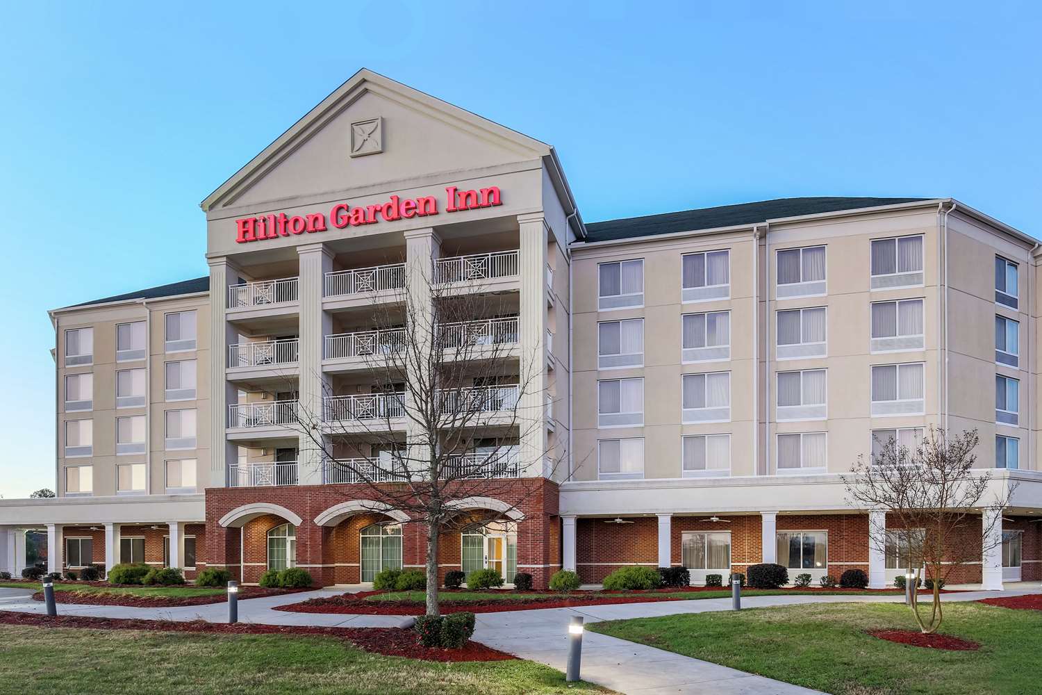 Hilton Garden Inn Roanoke Rapids 2