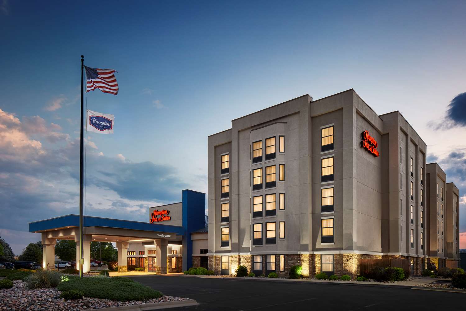 Hampton Inn & Suites Pueblo-Southgate 2