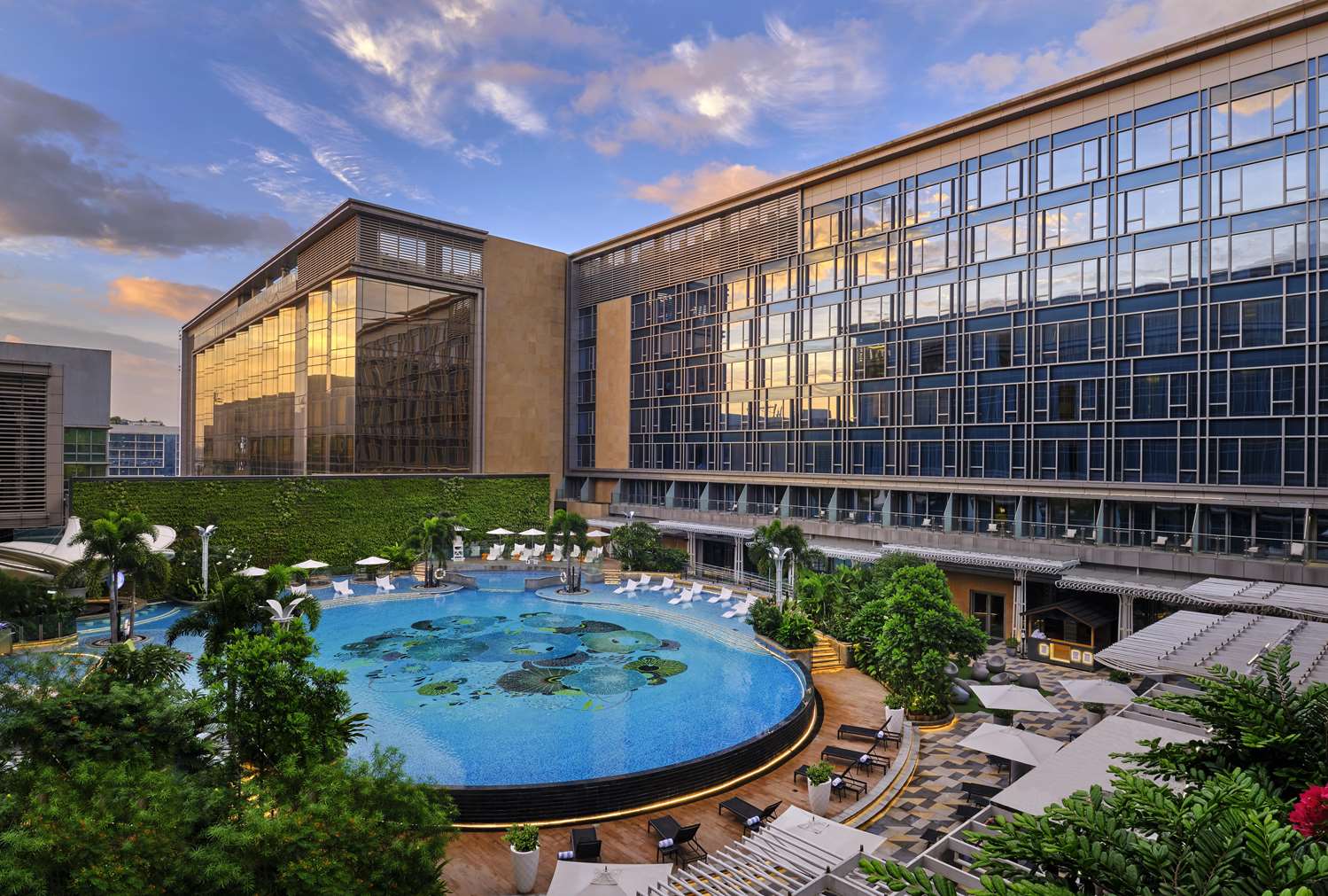 Hilton Manila Newport World Resorts 2