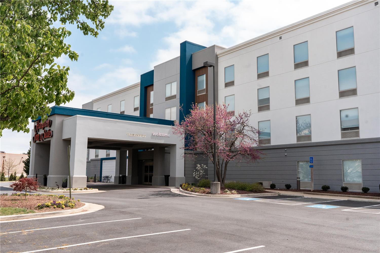 Hampton Inn & Suites Leesburg 1