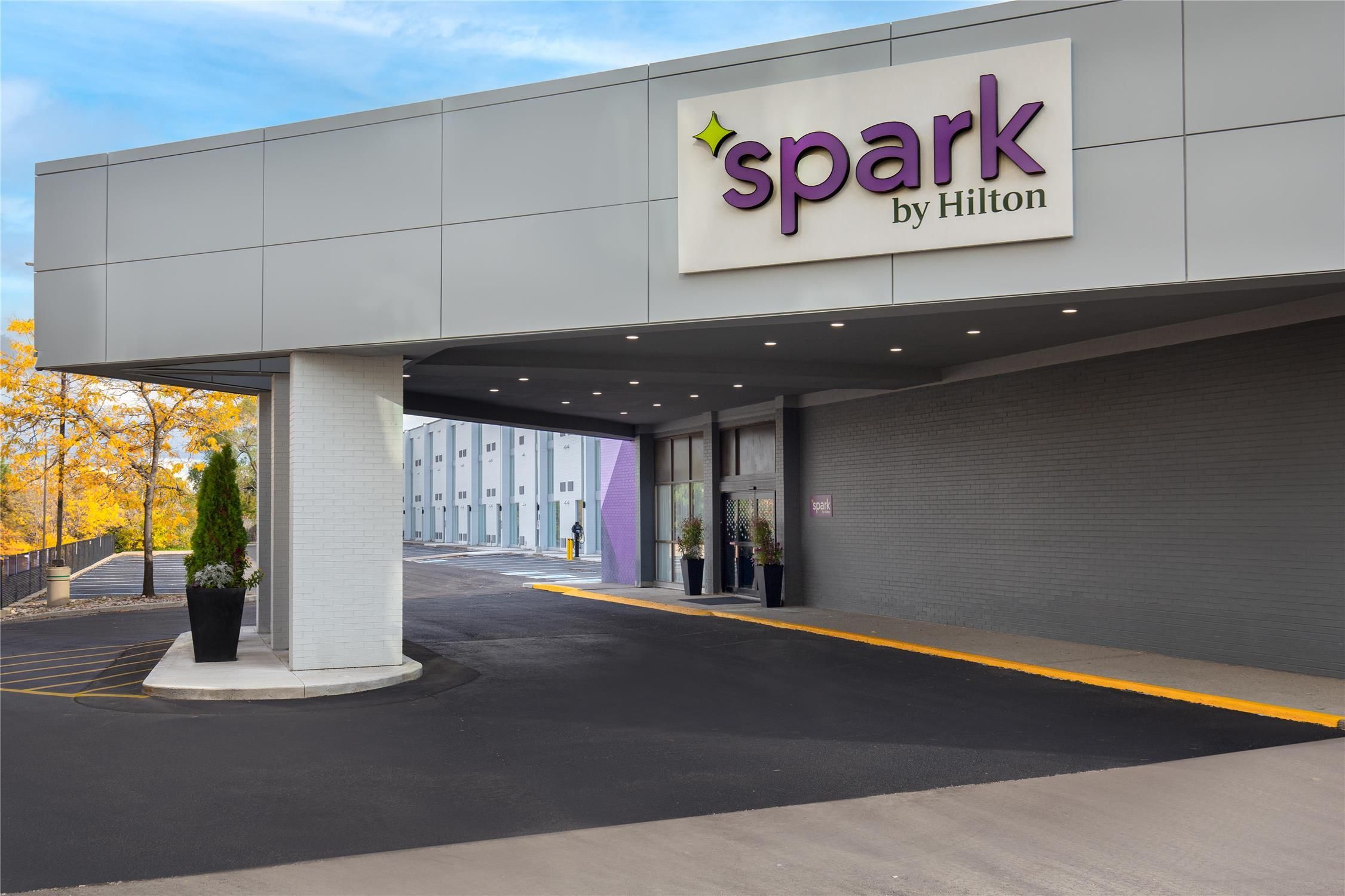 Spark by Hilton Toronto Airport 1
