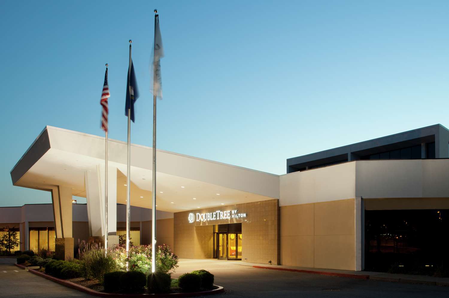 DoubleTree by Hilton Cincinnati Airport 1