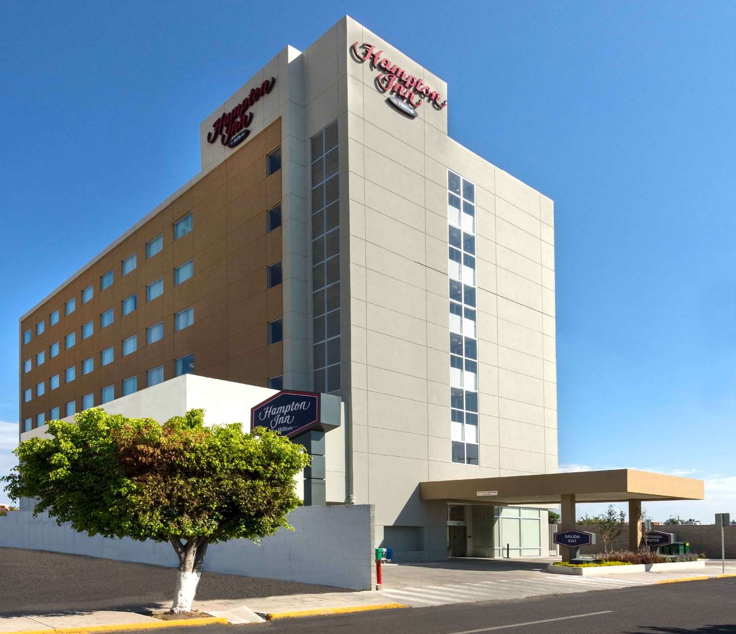 Hampton Inn by Hilton Irapuato 1